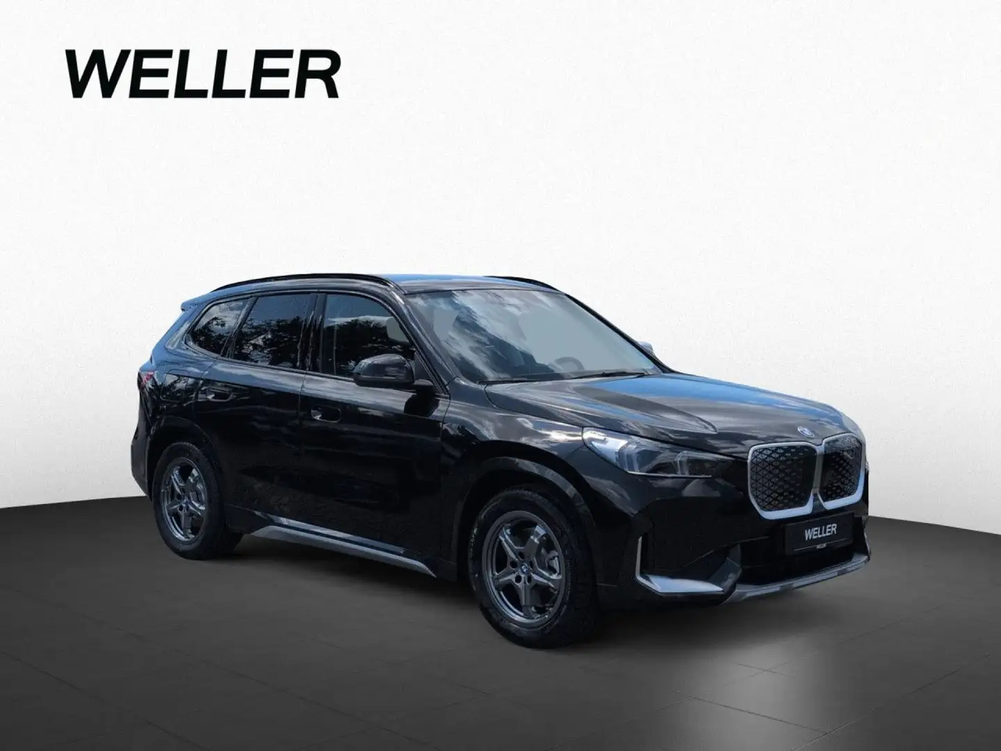 BMW iX1 xDrive30 Live+ AHK,DA PA H/K Bluetooth Navi Negro - 2