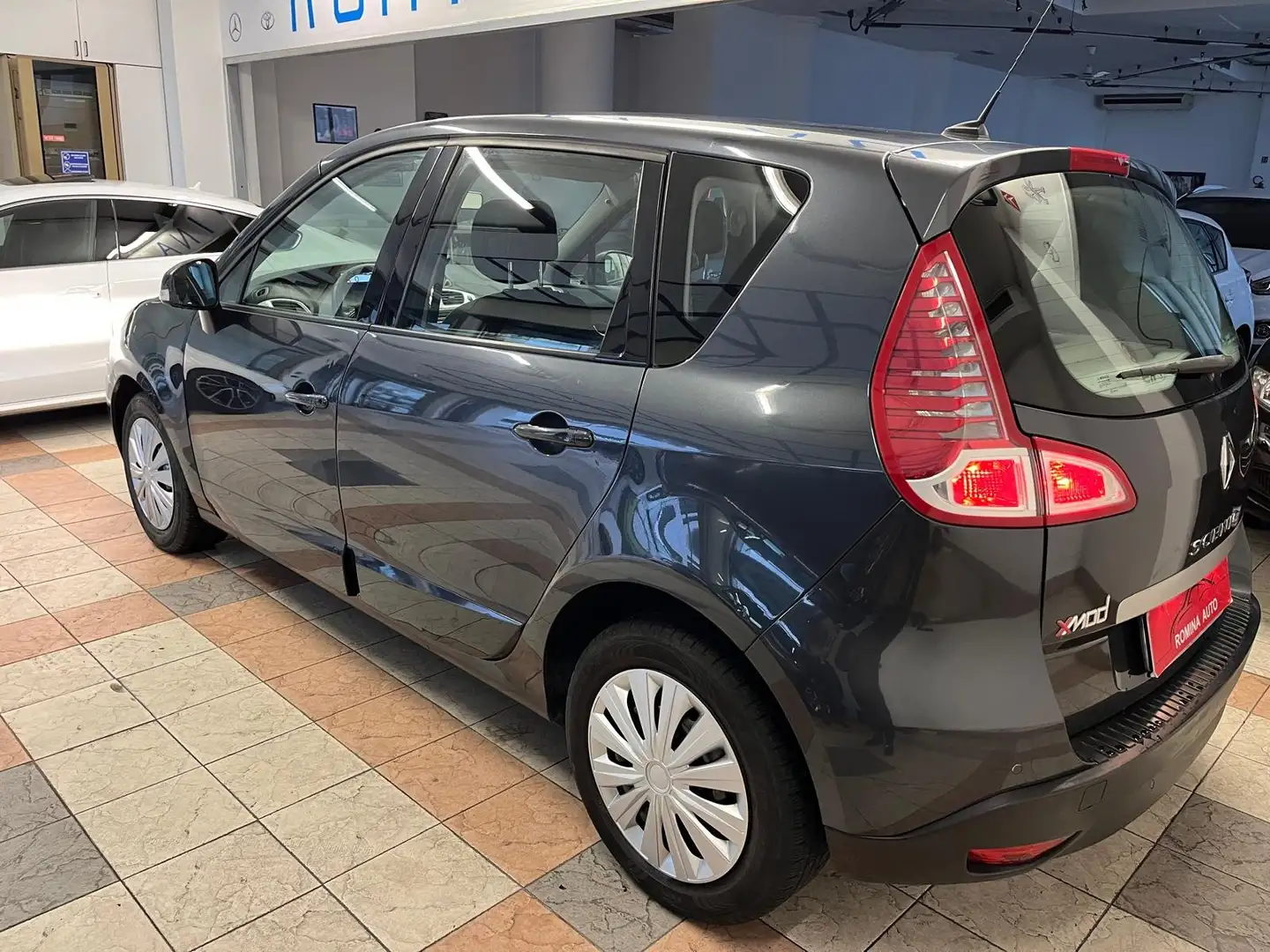 Renault Scenic Scenic X-Mod 1.4 tce Luxe 130cv Gris - 1