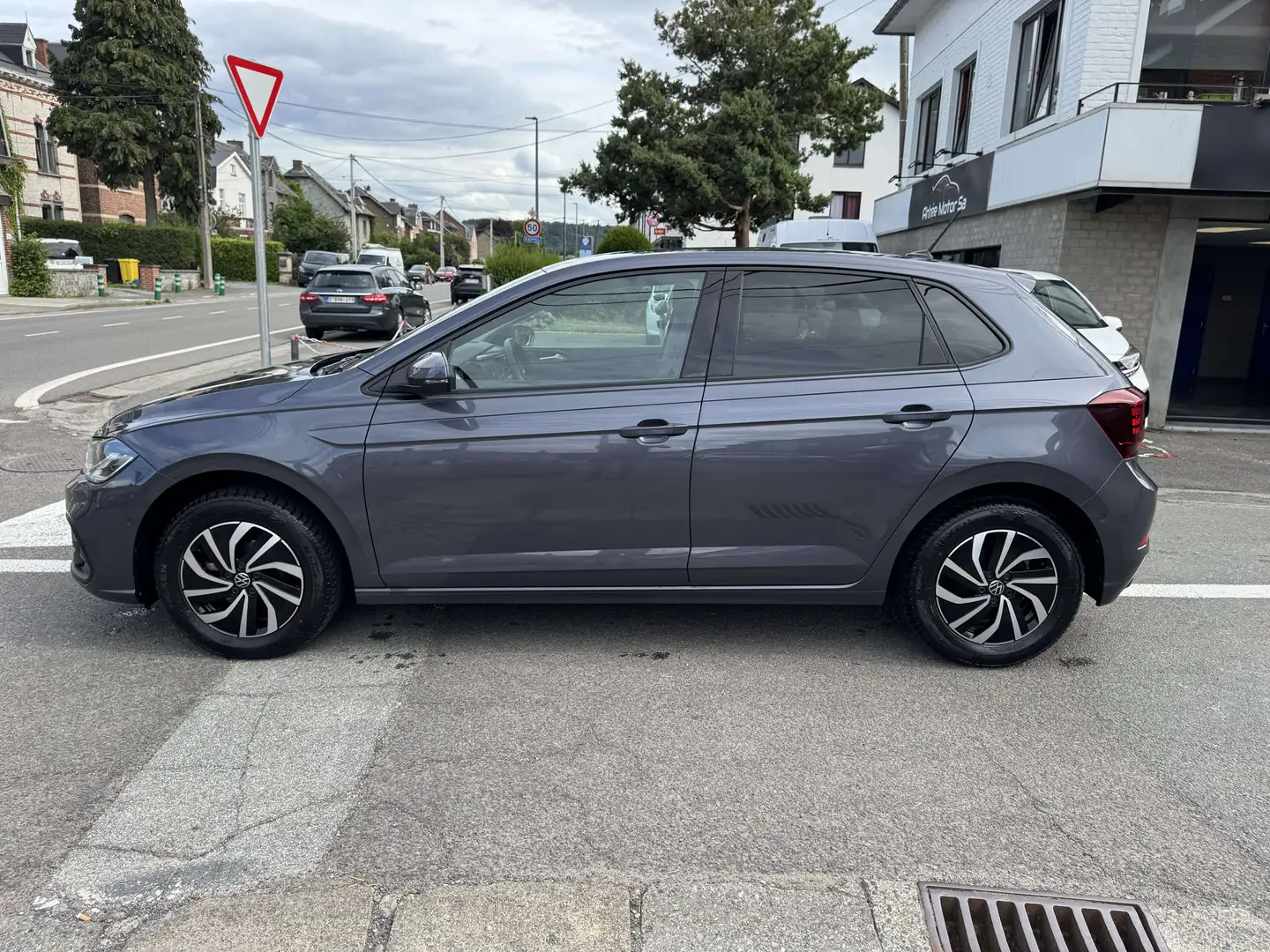 Volkswagen Polo Polo 1.0 TSI Life /Navigation/Clim Auto/ Gris - 1