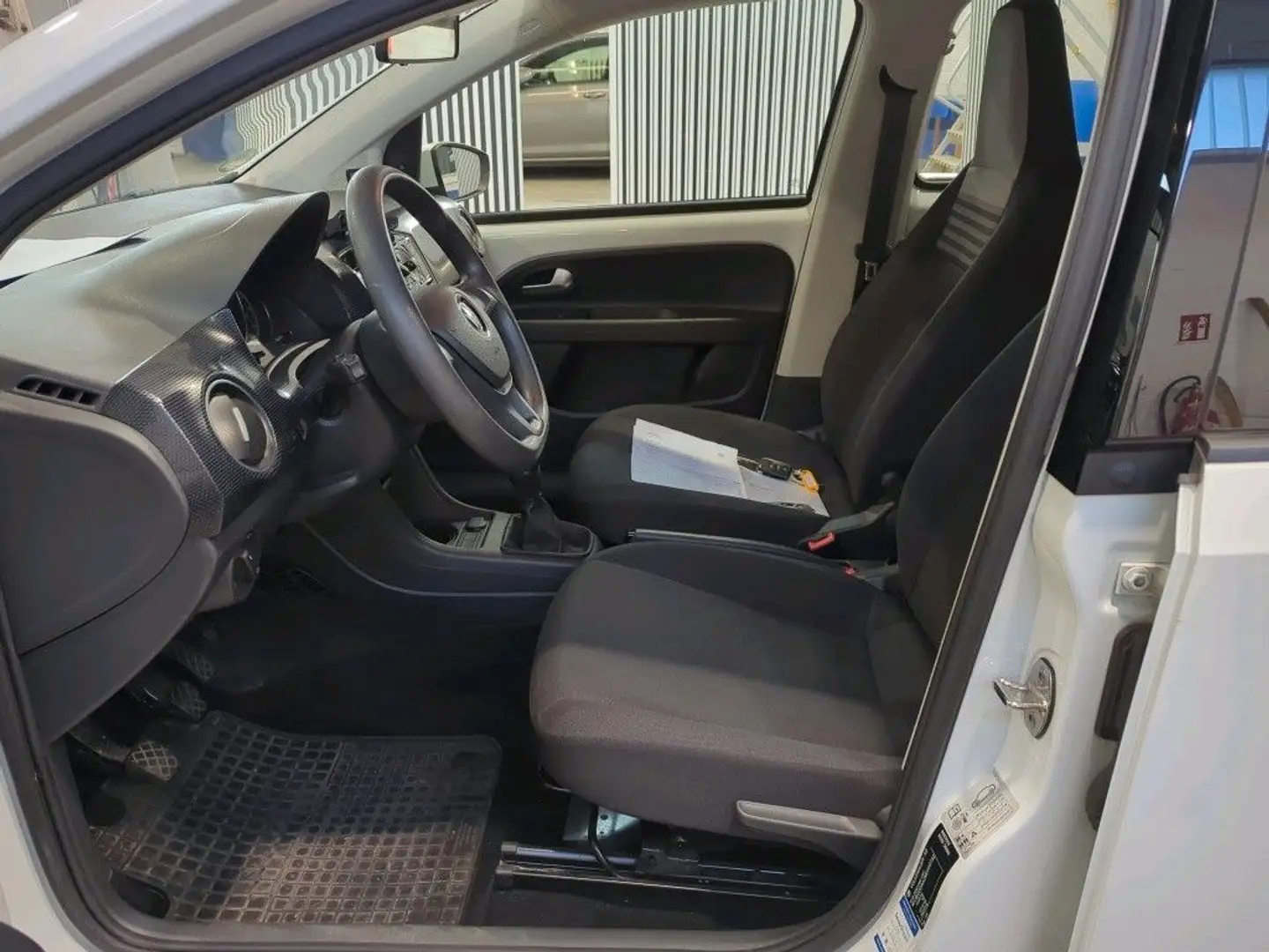 Volkswagen up! Basis Weiß - 2