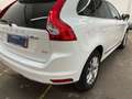 Volvo XC60 Summum 2WD 1HD NAVI AUT CAM PDC LEDER XEN Weiß - thumbnail 3