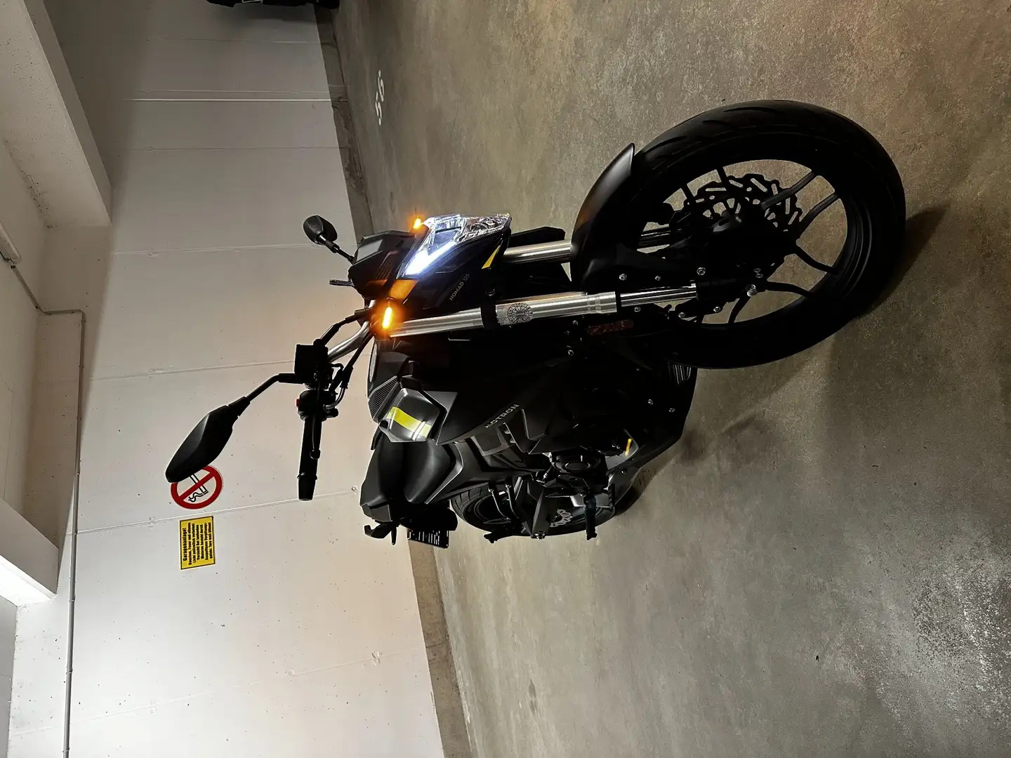 Motron Nomad 125 Black - 1