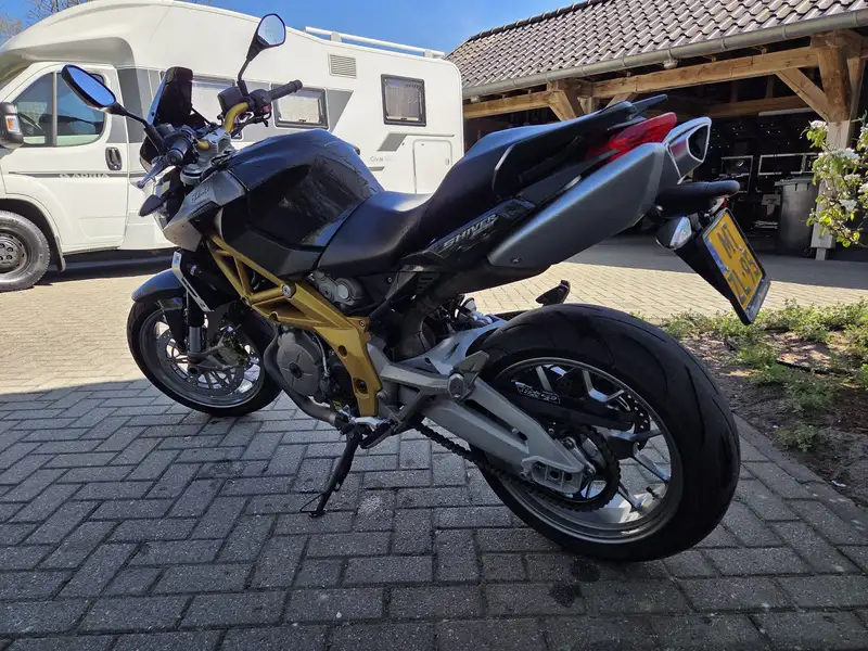 Aprilia Shiver 750 - foto 7