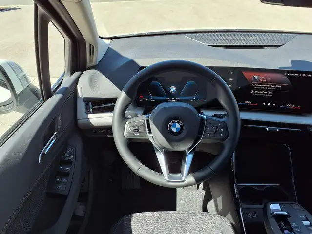 BMW 2 Series view 8