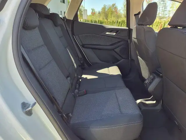 BMW 2 Series view 6