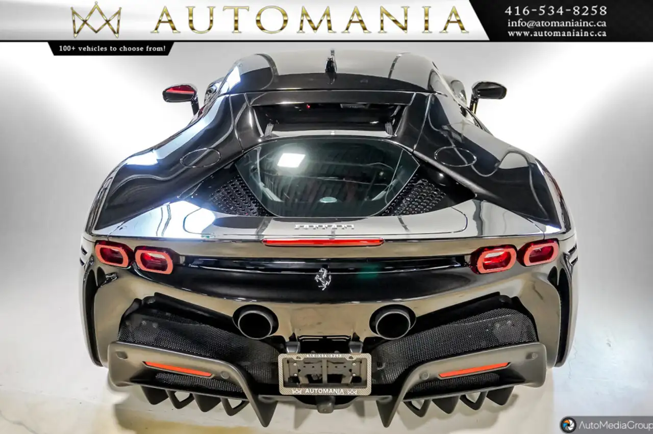 Ferrari SF90 Stradale снимка Ferrari SF90 Stradale