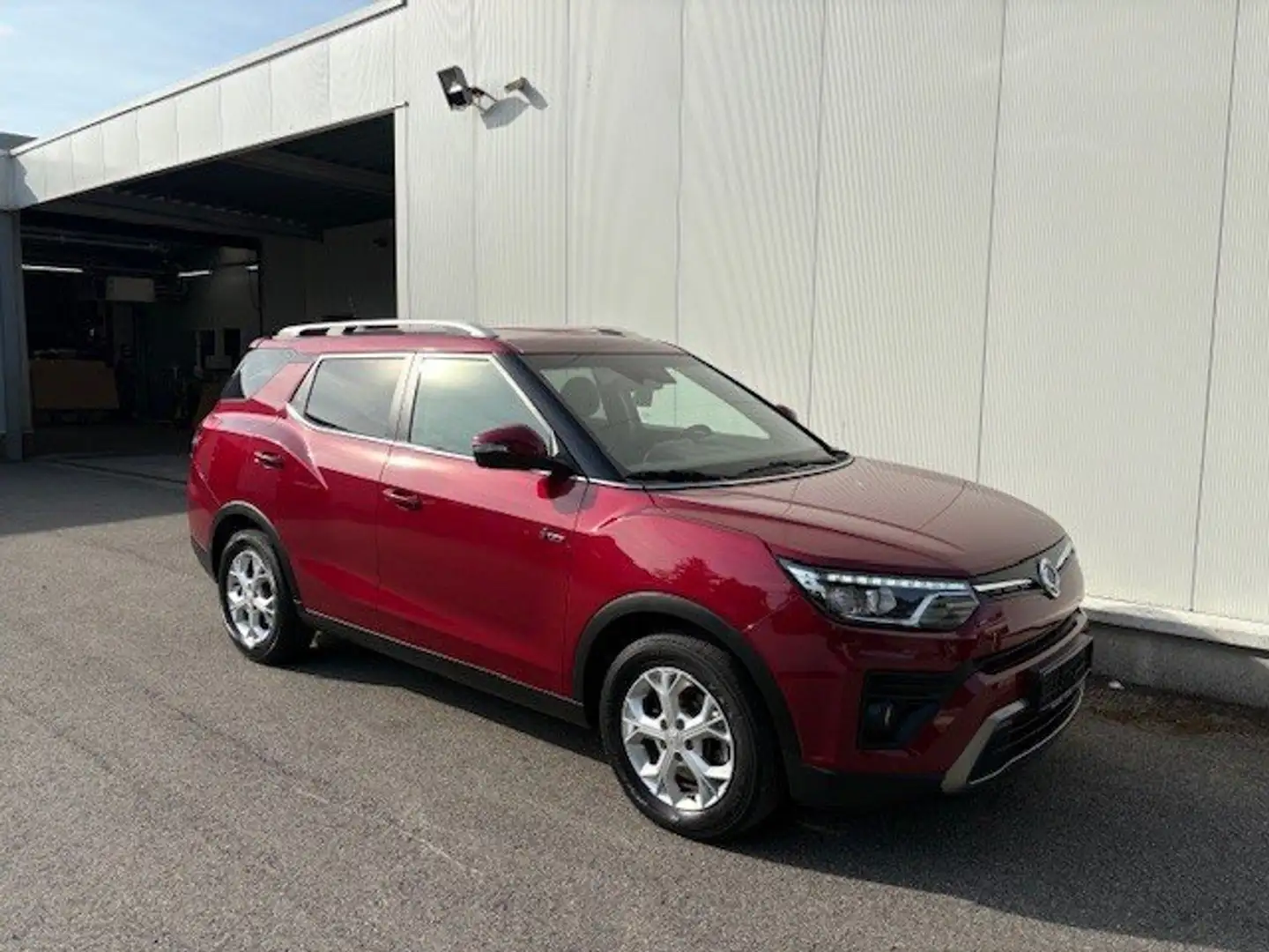 SsangYong Tivoli Grand 1.5 T-GDI 2WD Quartz Rouge - 1