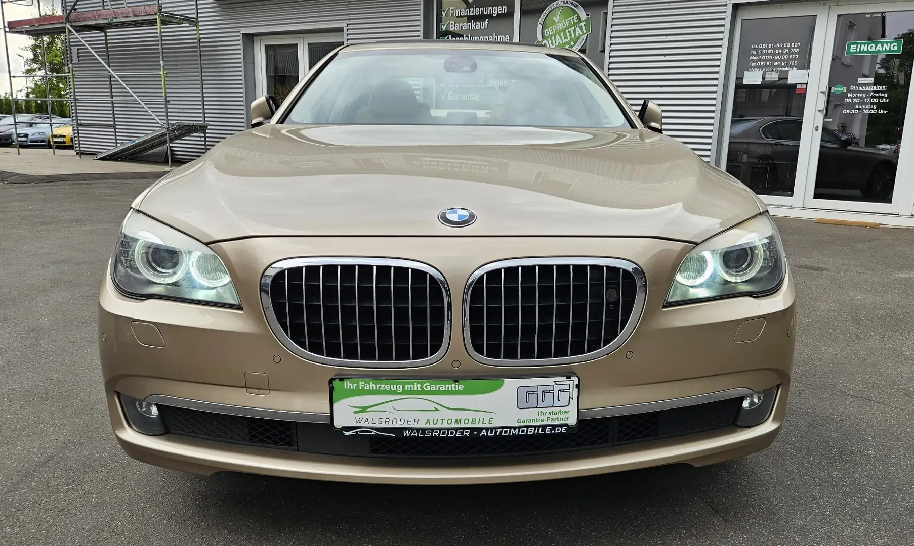 BMW 740 d*langversion*Vollausst.*durchgewartet*Sonderlack Beige - 1