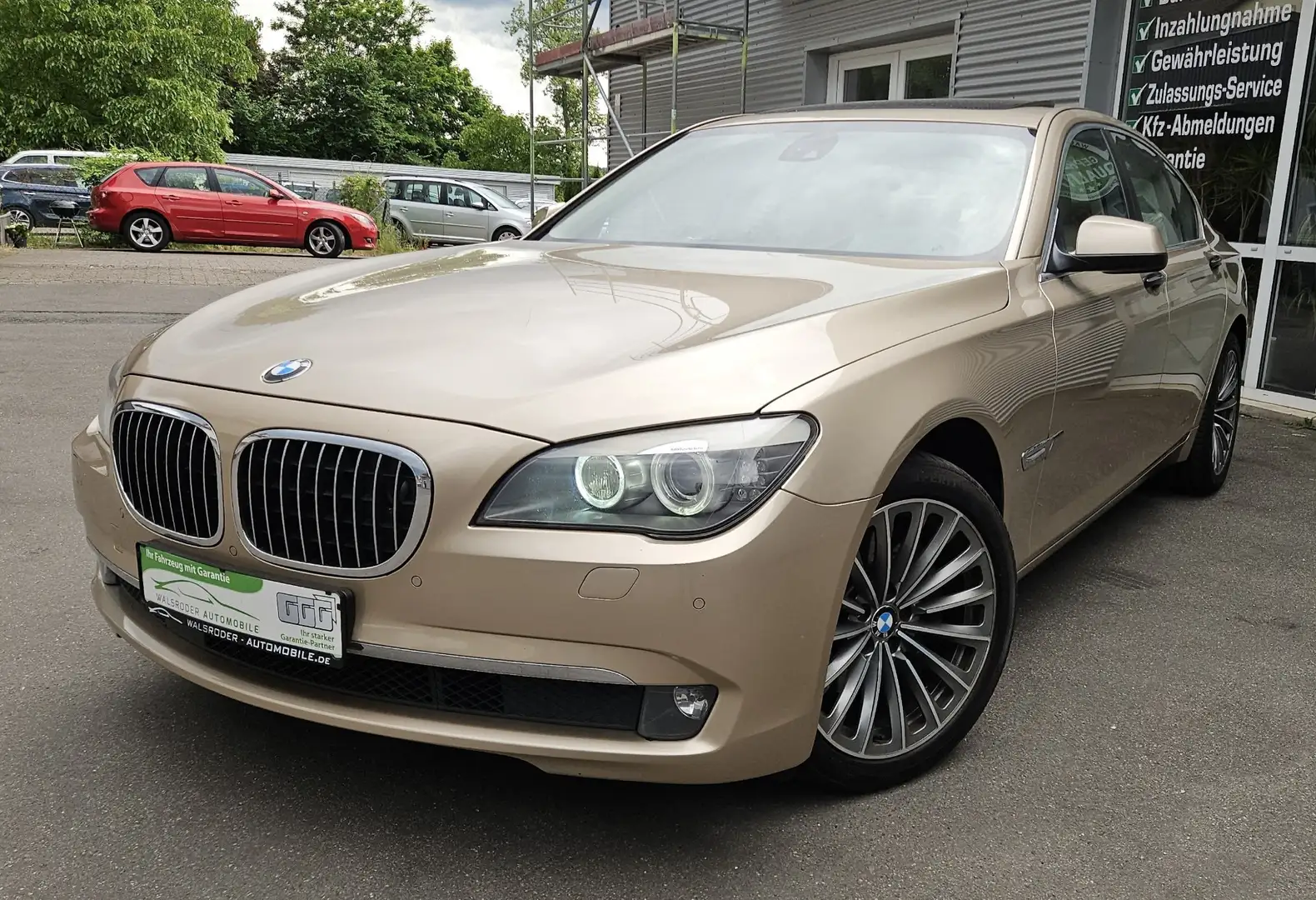 BMW 740 d*langversion*Vollausst.*durchgewartet*Sonderlack Beige - 2
