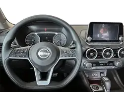 Nissan Sentra снимка Nissan Sentra