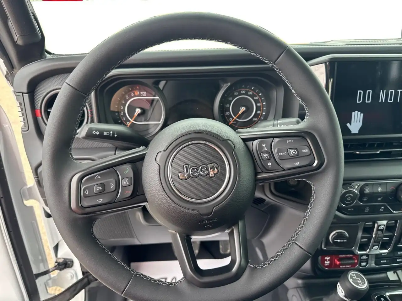 Jeep Gladiator снимка Jeep Gladiator