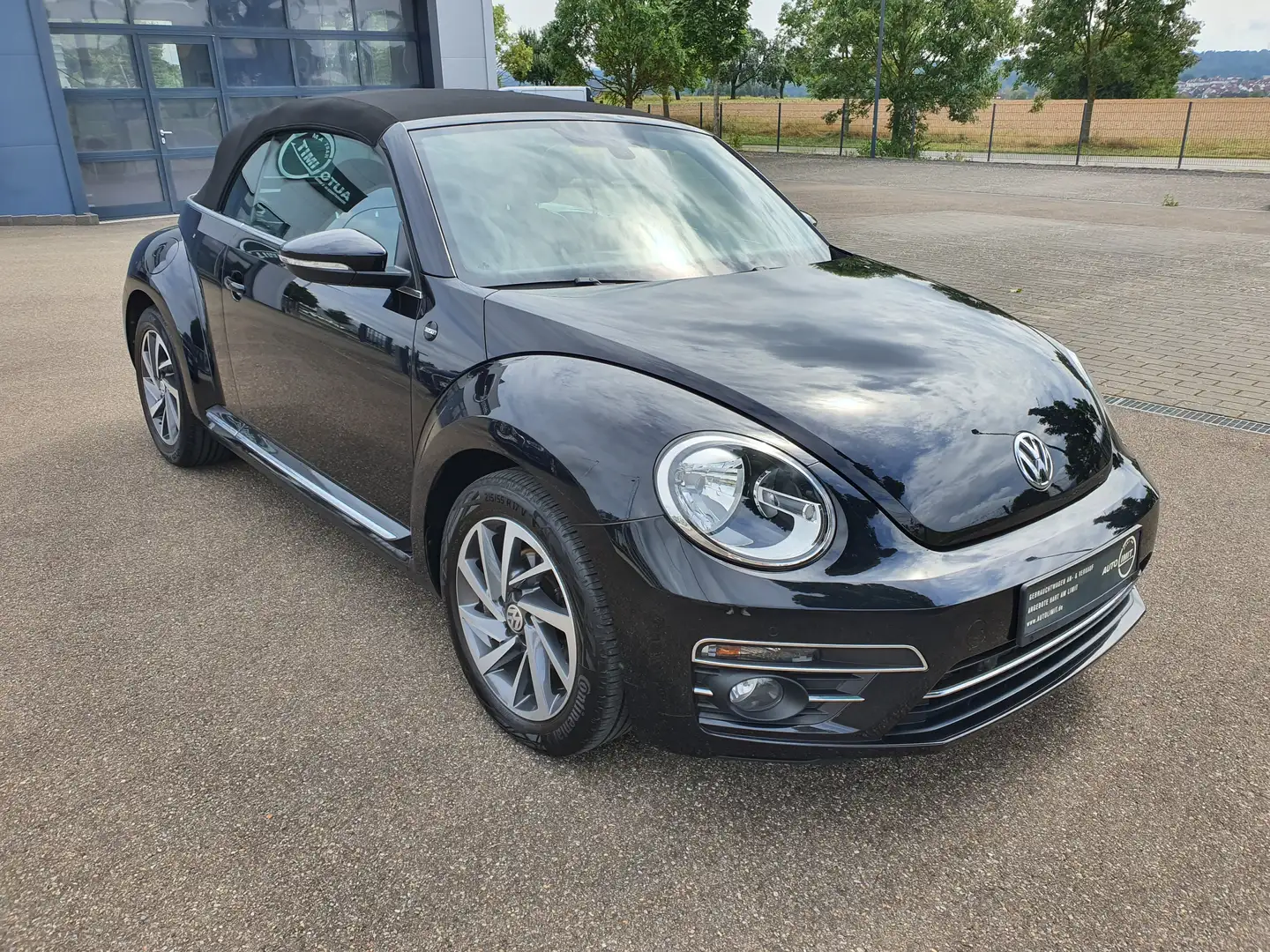 Volkswagen Beetle Cabriolet 1.4 TSI Sound - DSG/Navi/Alarm/WR/2.Hand Schwarz - 2