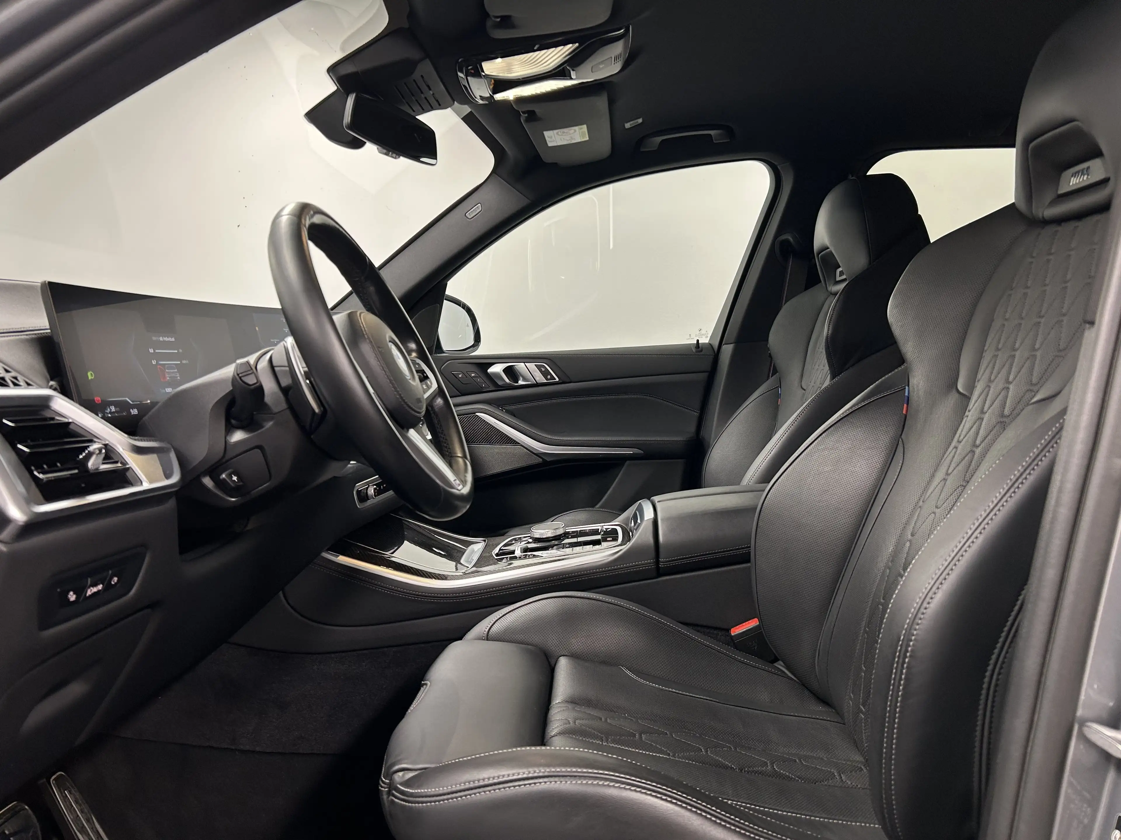 BMW X5 xDrive50e — photo 4