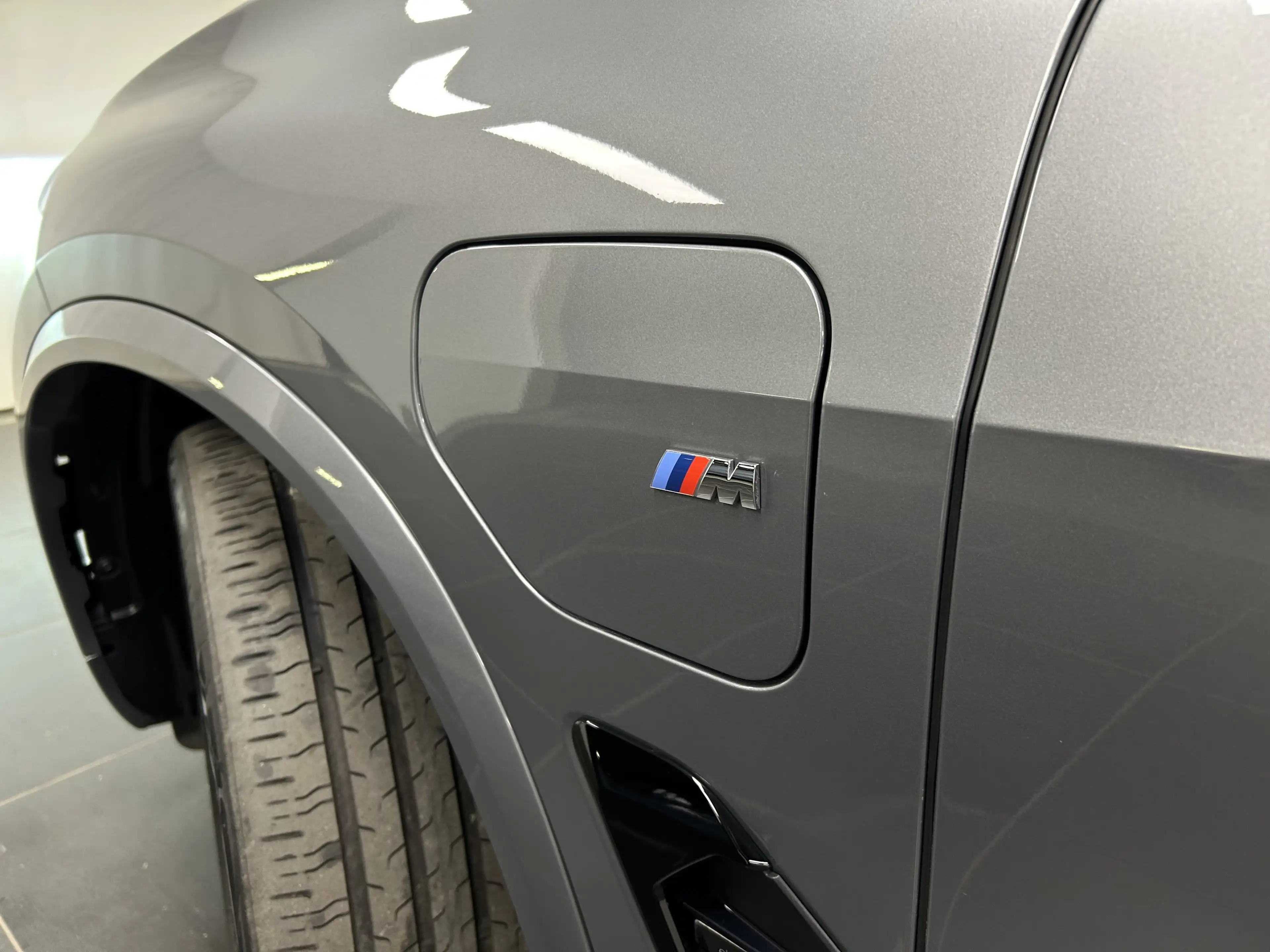 BMW X5 xDrive50e — photo 10