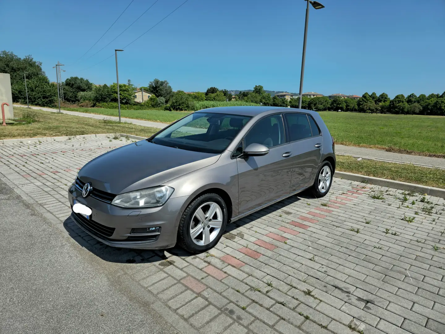 Volkswagen Golf Golf VII 5p 1.2 tsi 85cv OK NEOPATENTATI Grigio - 1