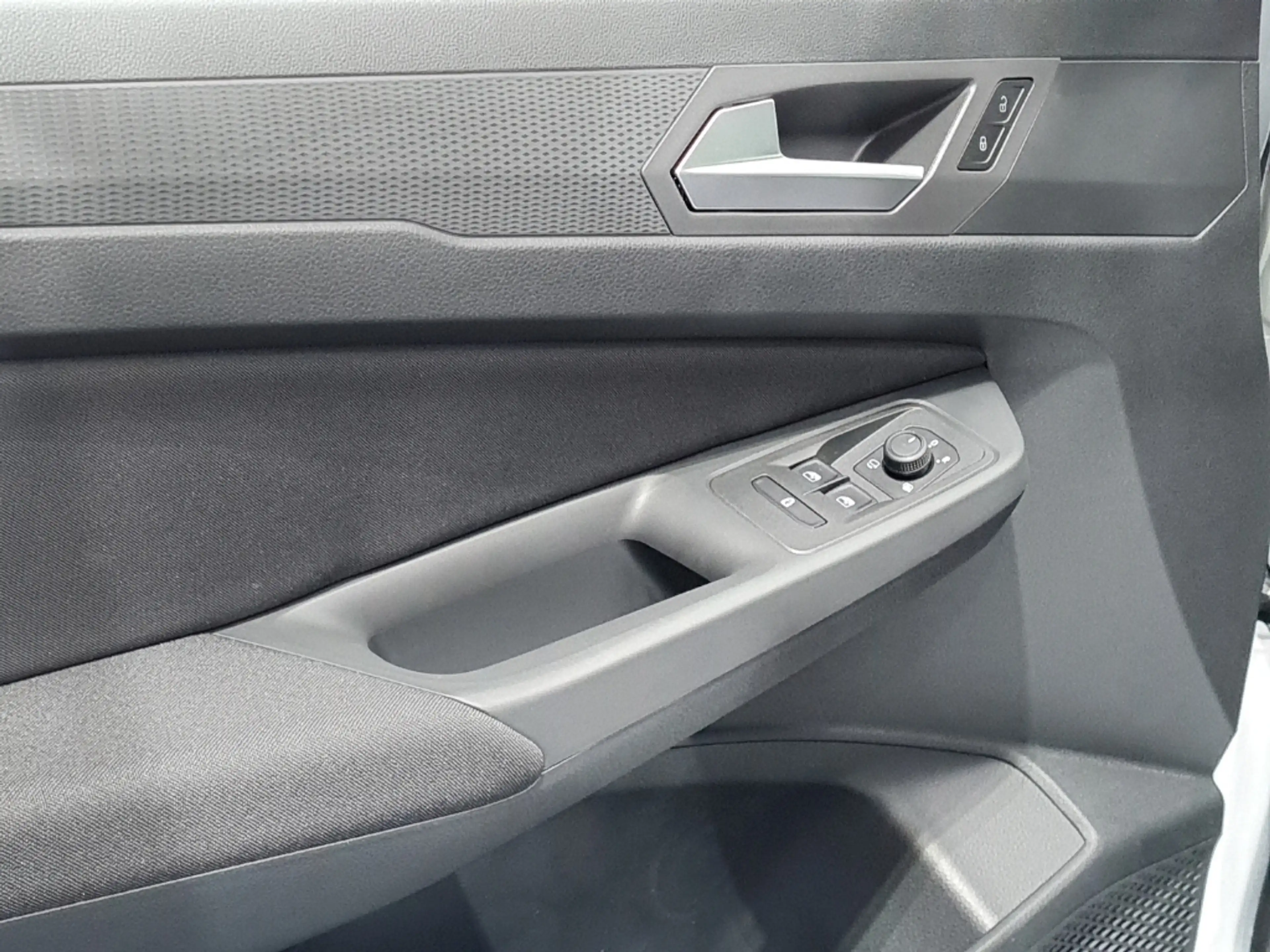 Ford Tourneo Connect L2-Titanium "AMF Rollstuhl-Umb." — photo 11