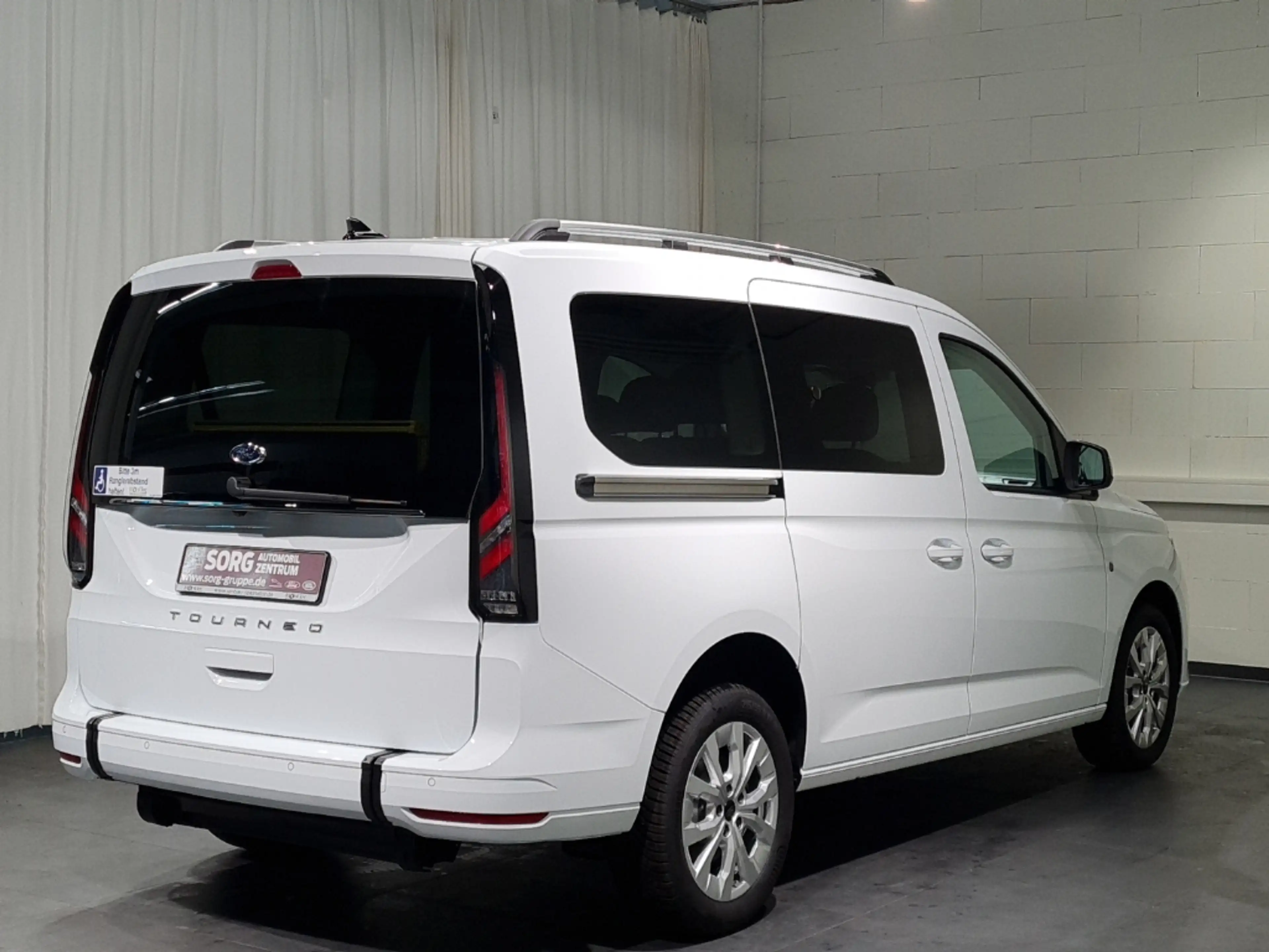 Ford Tourneo Connect L2-Titanium "AMF Rollstuhl-Umb." — photo 3