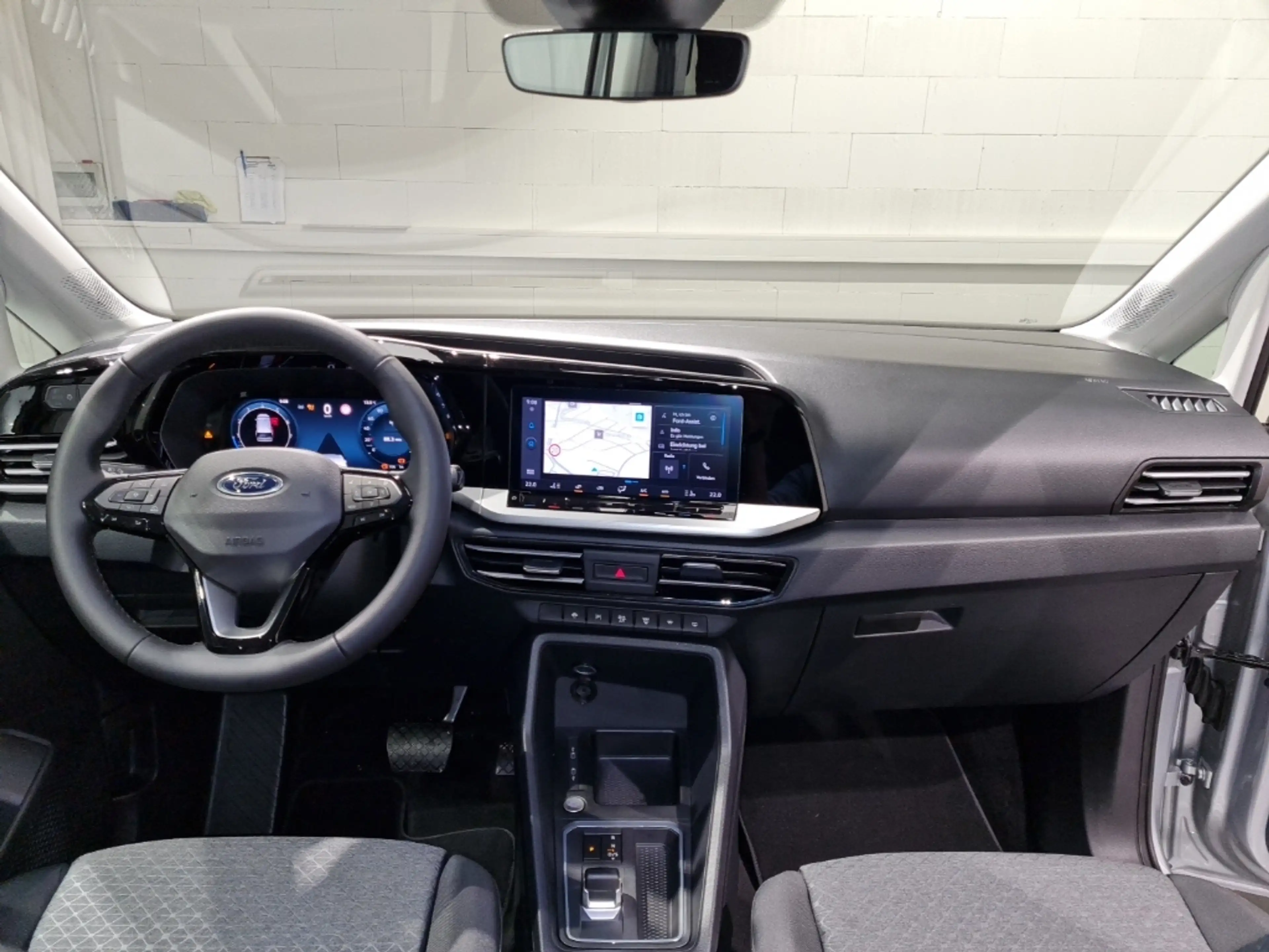 Ford Tourneo Connect L2-Titanium "AMF Rollstuhl-Umb." — photo 6