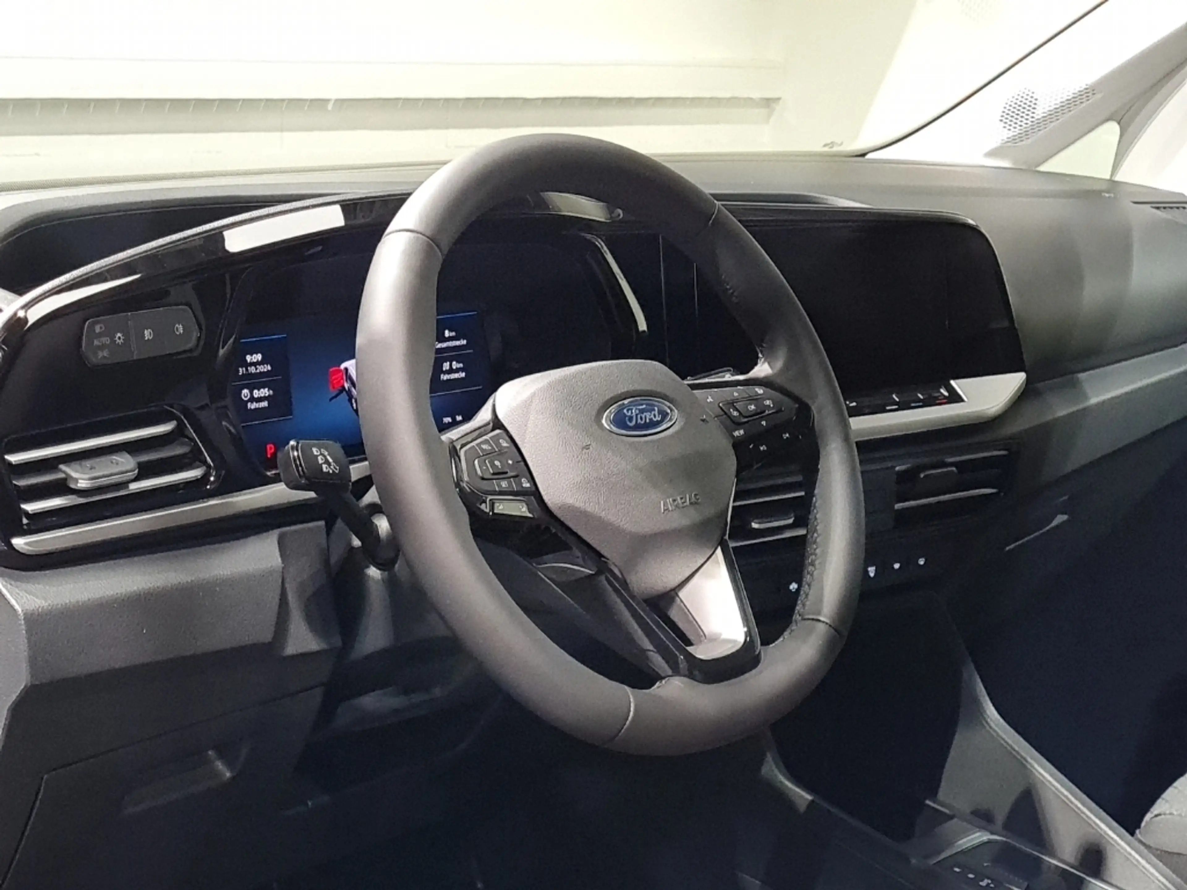 Ford Tourneo Connect L2-Titanium "AMF Rollstuhl-Umb." — photo 12