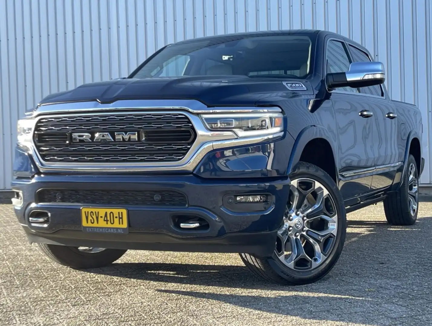 Dodge RAM 1500 pick up 4x4 Crew Cab Limited 10th anniversary Blauw - 1