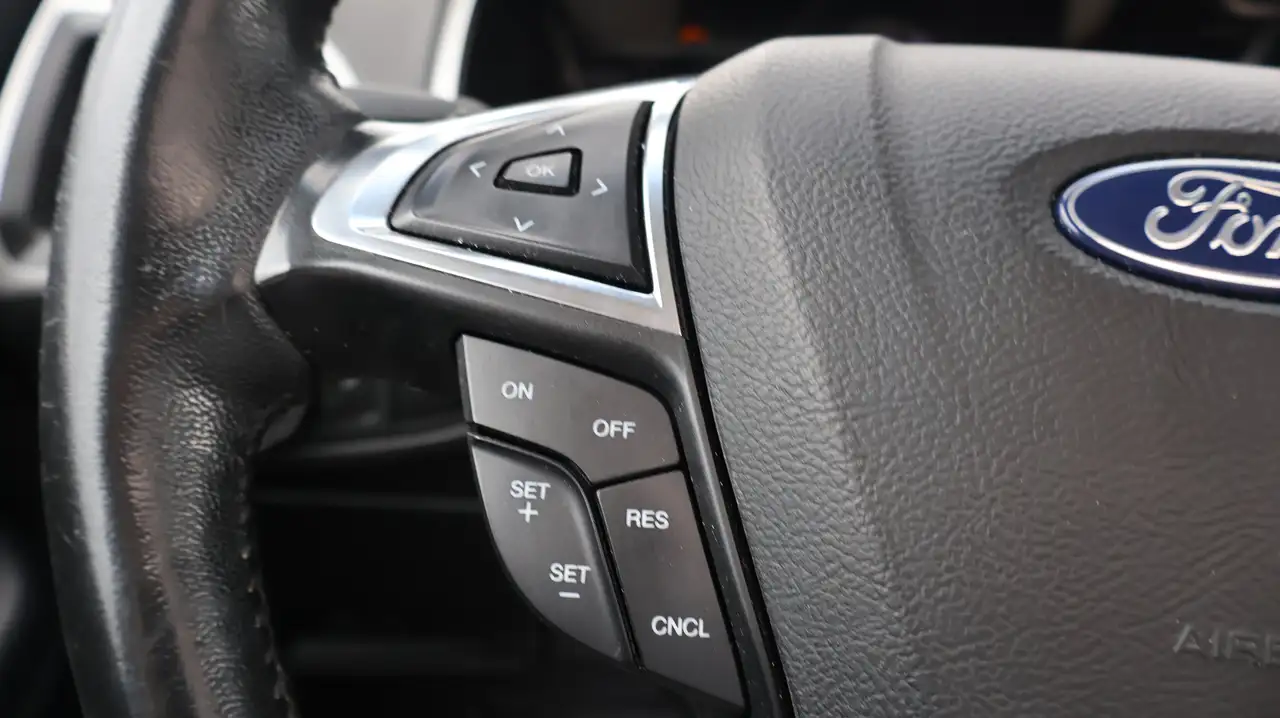 Ford Edge photo Ford Edge