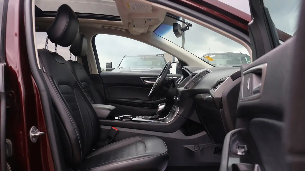 Ford Edge photo Ford Edge