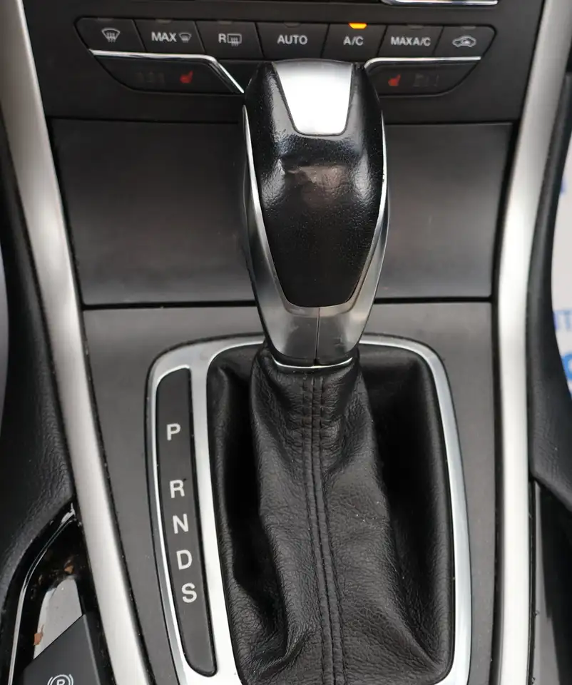 Ford Edge photo Ford Edge