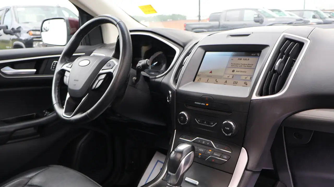 Ford Edge photo Ford Edge