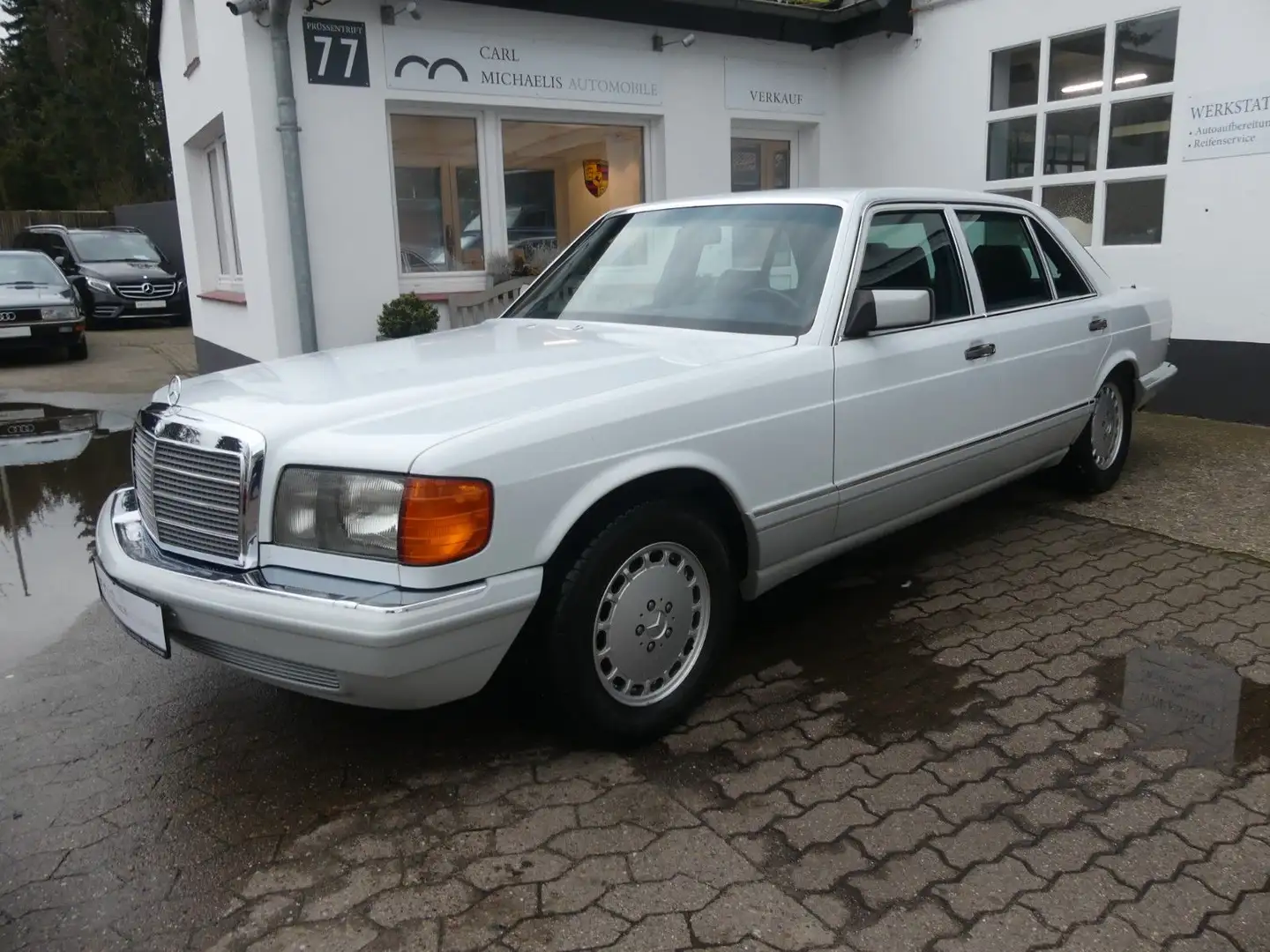 Mercedes-Benz 560 SEL, 2. Hd., Bestzustand und Dokumentation Weiß - 1