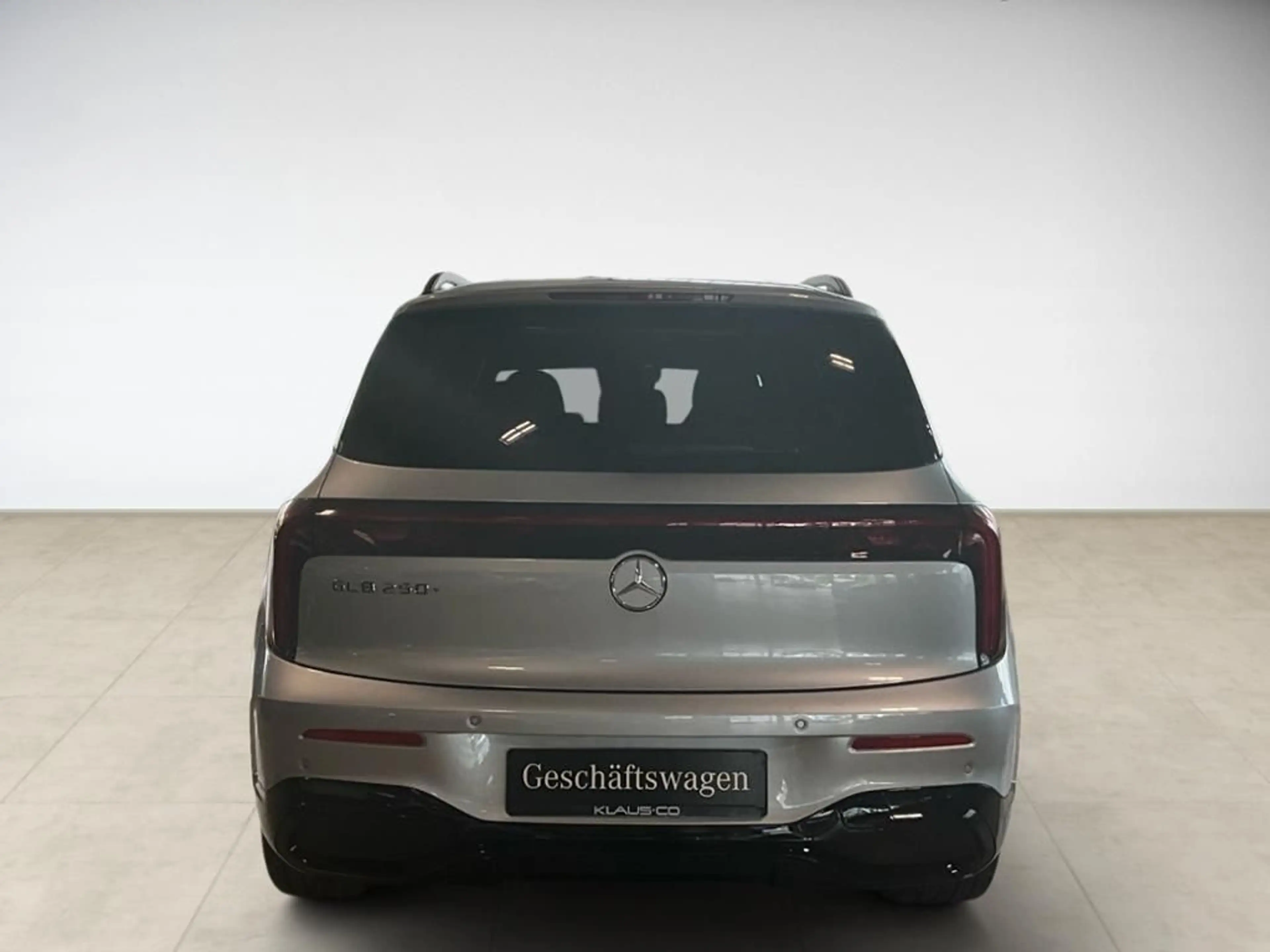 Mercedes-Benz GLB 250 + AMG Line AHK AUT DynLicht Fernlichtass. — photo 8