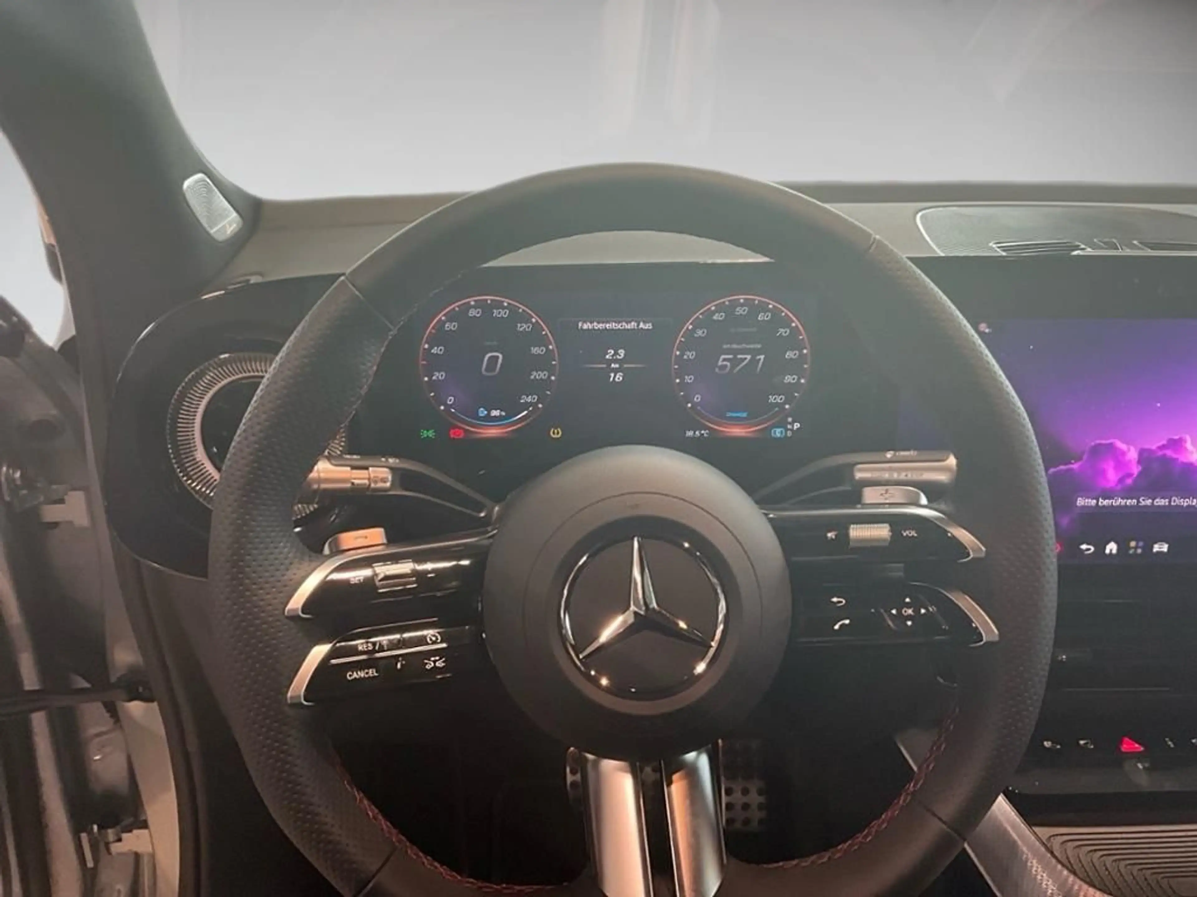 Mercedes-Benz GLB 250 + AMG Line AHK AUT DynLicht Fernlichtass. — photo 15