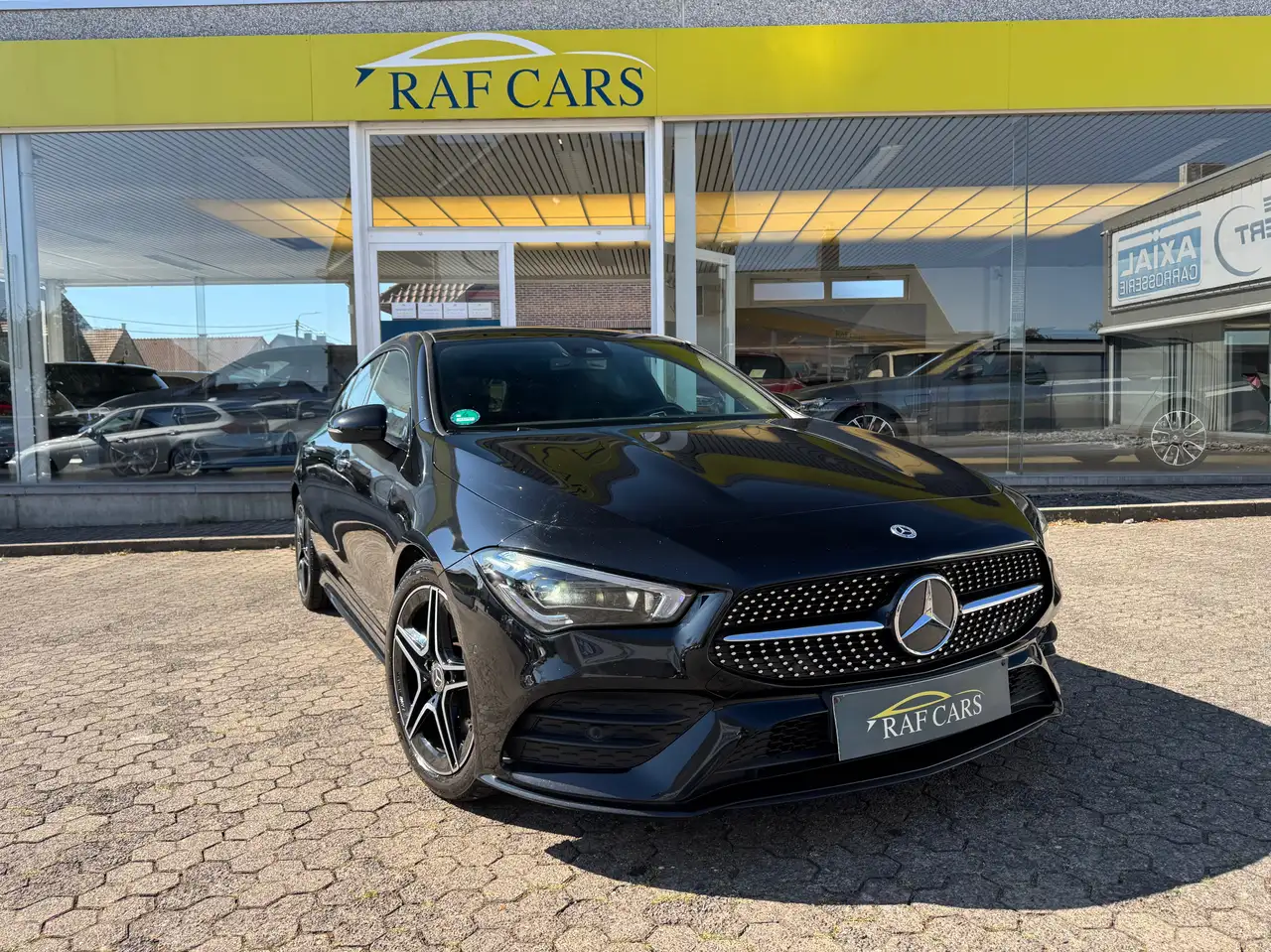 Mercedes-Benz CLA 200
