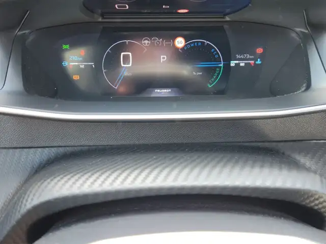 Peugeot 208 view 15