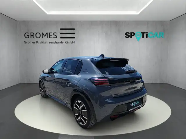 Peugeot 208 view 5