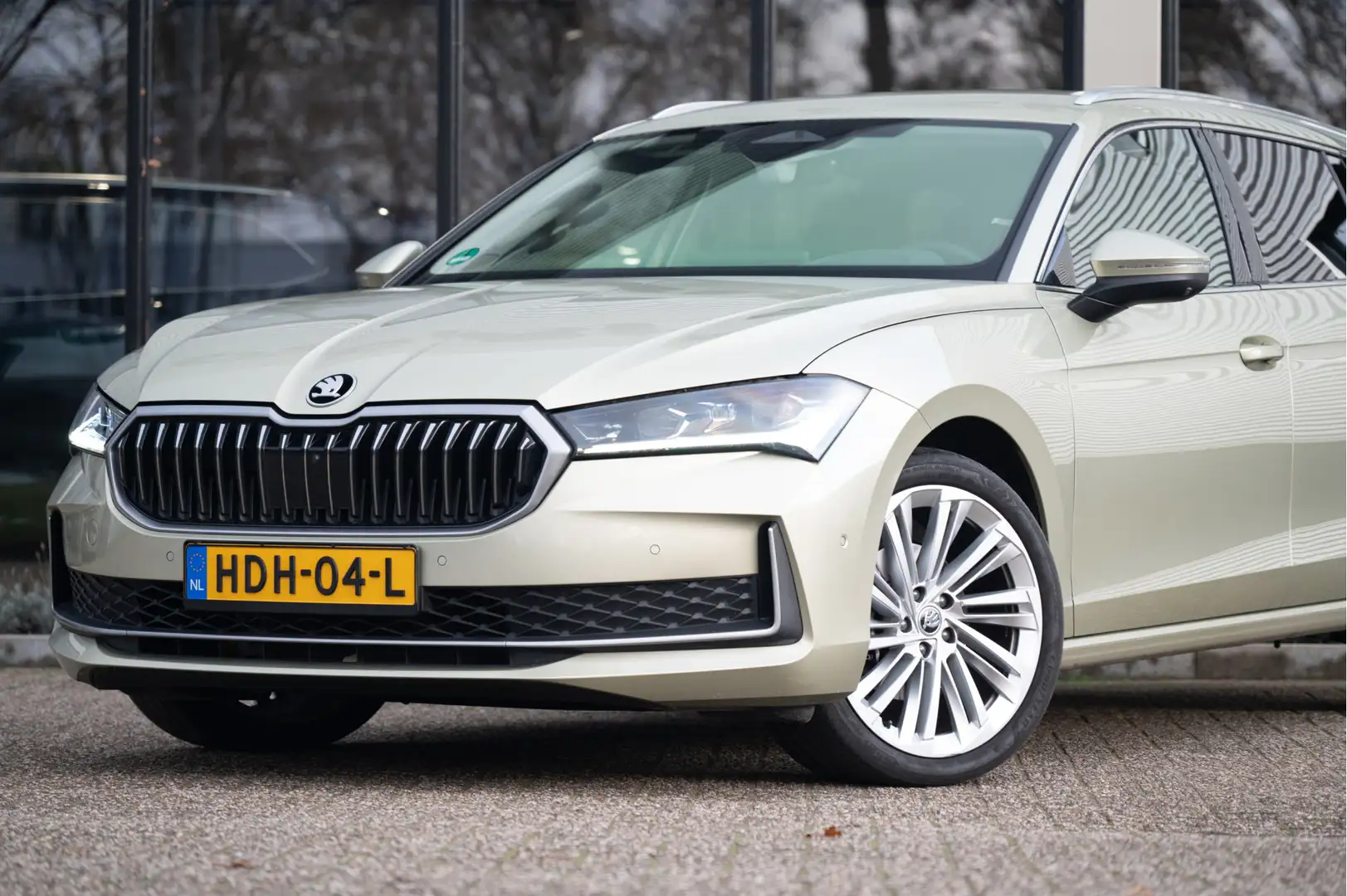 Skoda Superb Combi 1.5 TSI MHEV Selection | Matrix LED | El. Tr Geel - 2