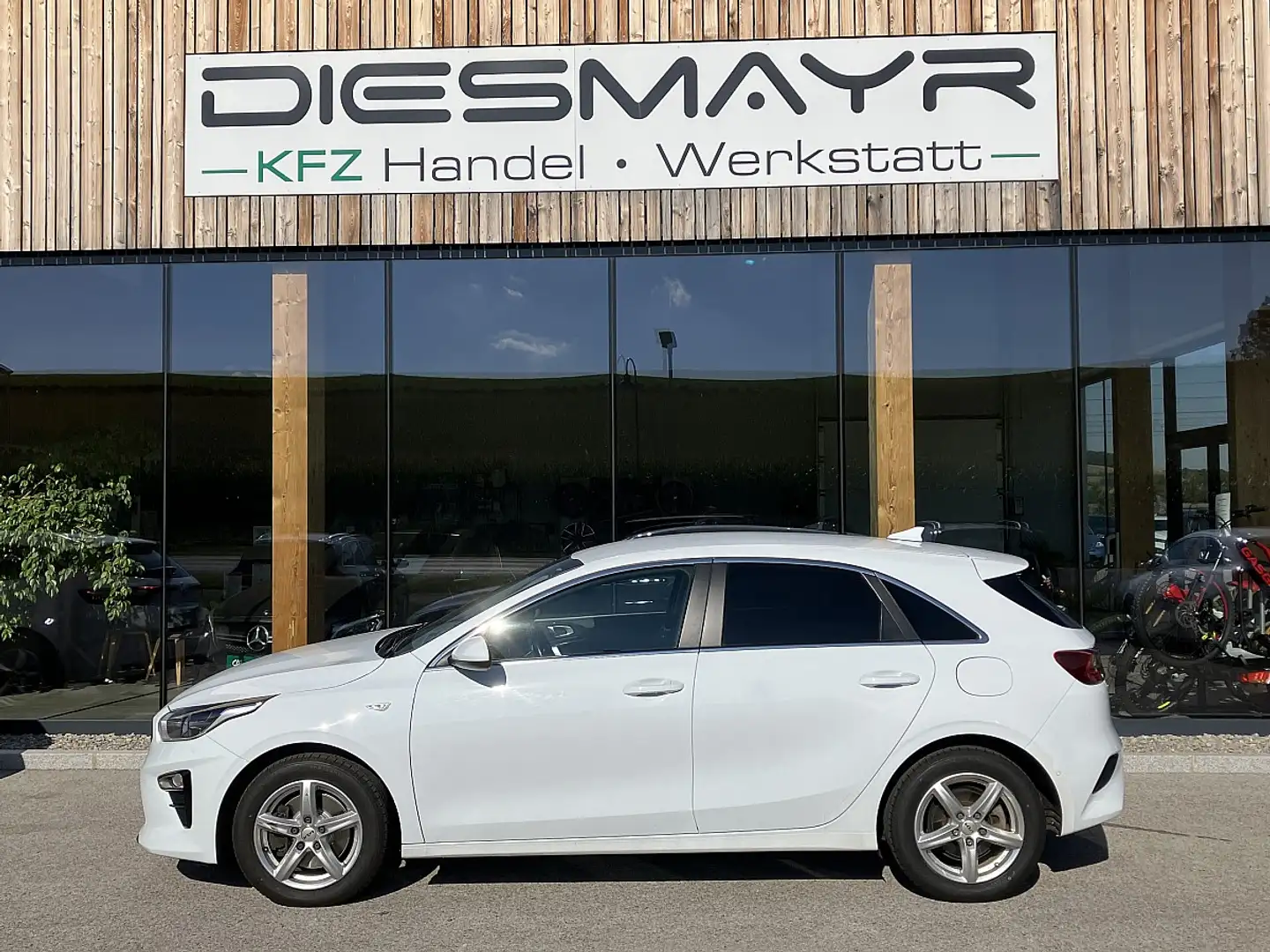 Kia Ceed / cee'd ceed 1,5 TGDI Silber Weiß - 2