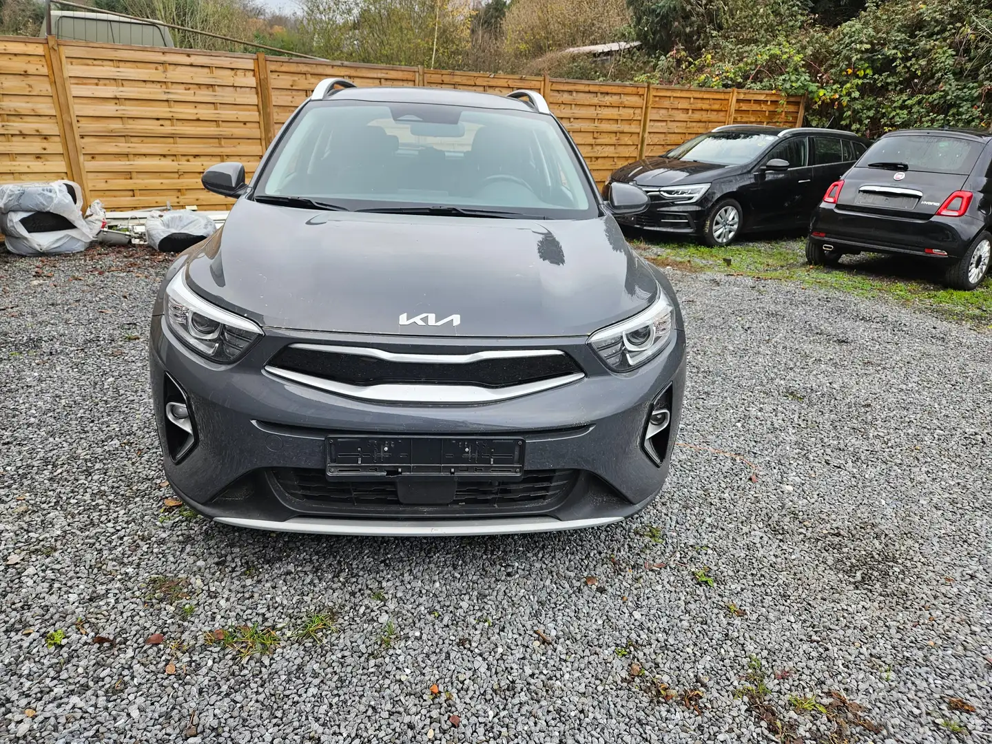 Kia Stonic Stonic 1.0 T MHEV Business Line ISG Gris - 1