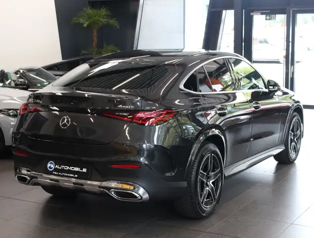 Mercedes-Benz GLC view 5