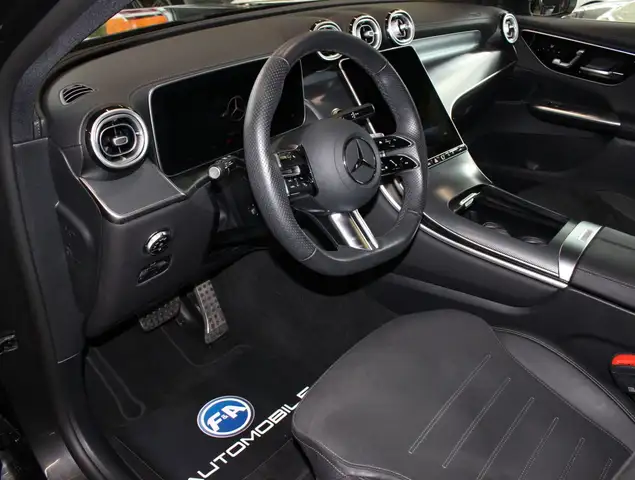 Mercedes-Benz GLC view 15