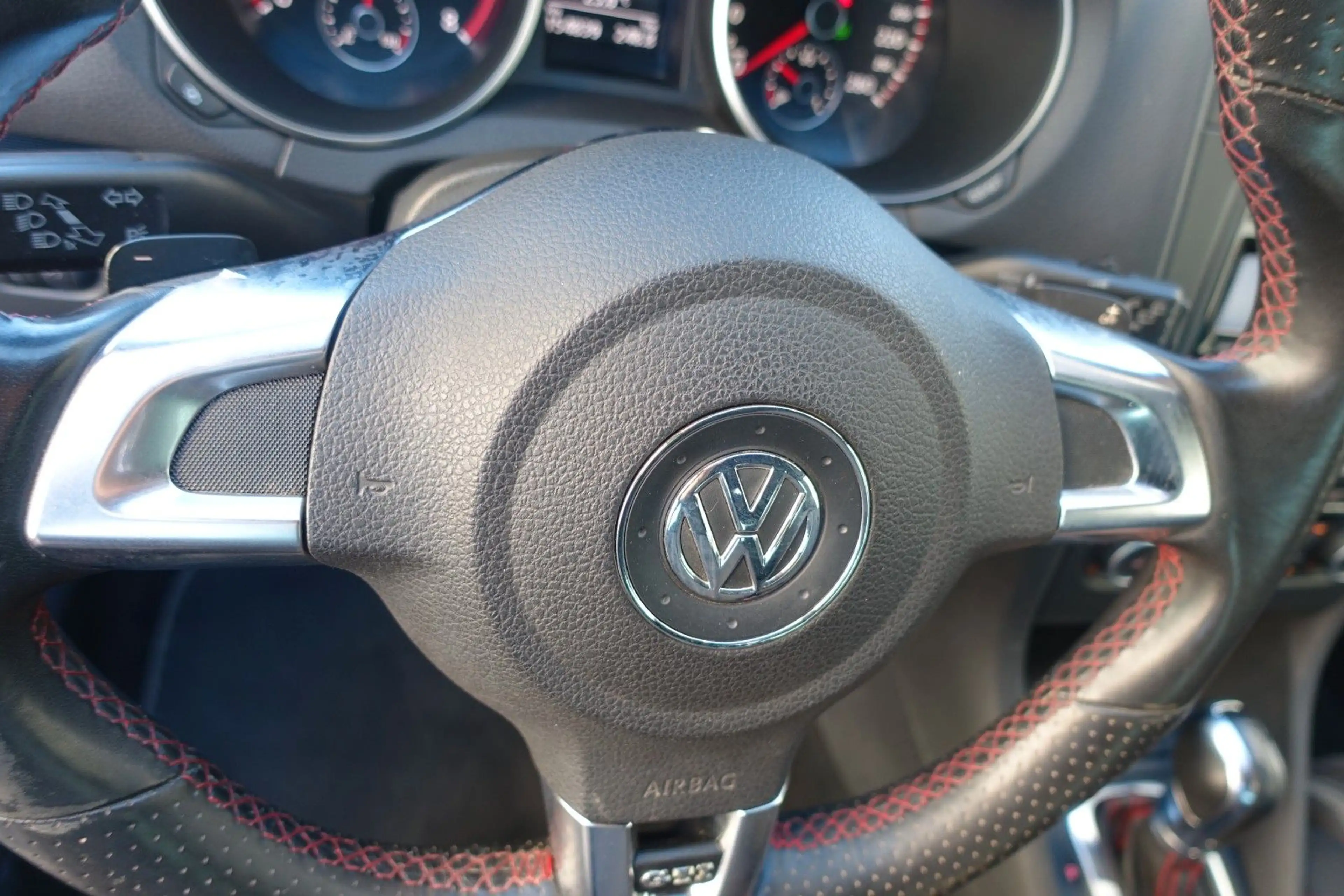 Volkswagen Golf VI GTI*XENON*LED*SHZ*PDC*18"BBS/ST-KETTE-NE — photo 15
