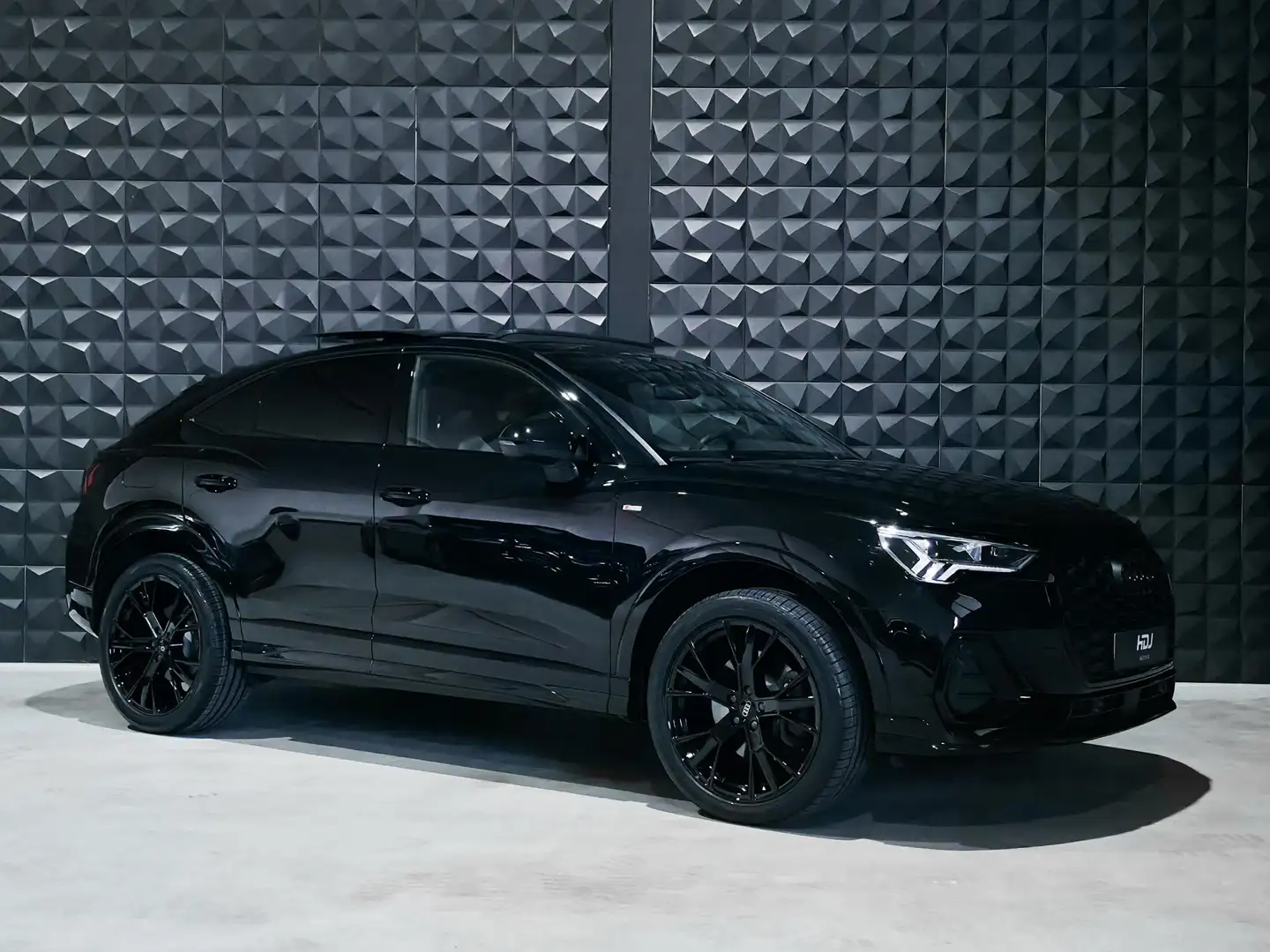 Audi Q3 Sportback 45 TFSI e S Edition | Pano | Sonos | 20" Nero - 1