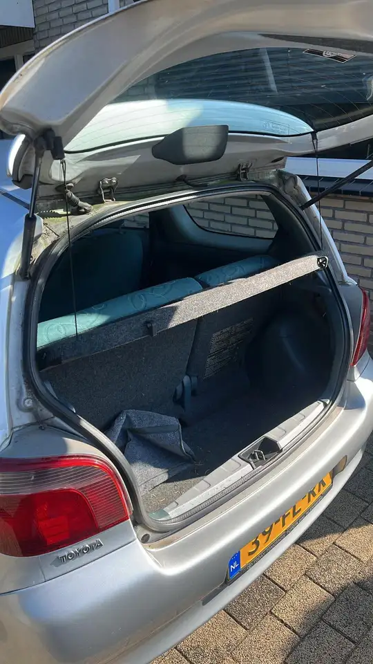 Toyota Yaris 1.3-16V VVT-i Luna, foto 4