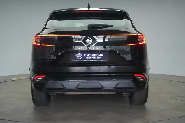 Renault Austral view 4