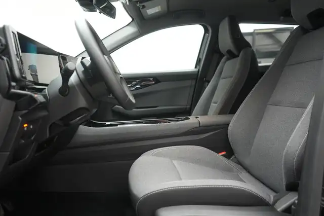 Renault Austral view 10