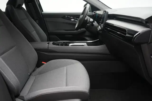 Renault Austral view 6