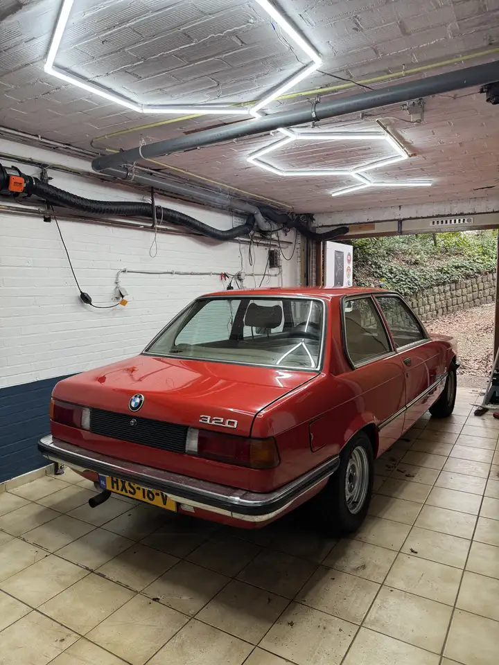 BMW 320 / 6 Cilinder, foto 4