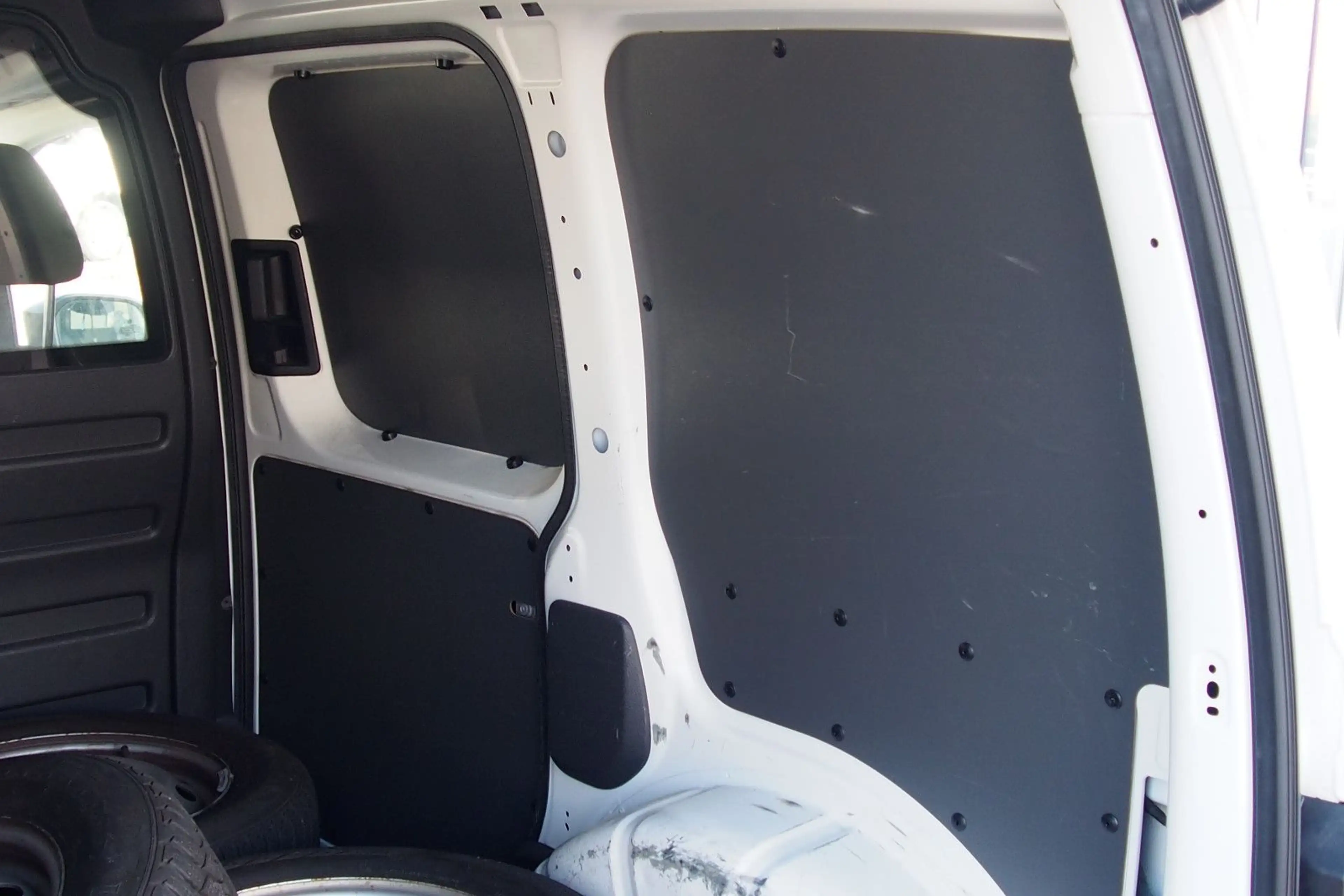 Volkswagen Caddy Nfz Kasten BMT Klima Sitzheizung DSG — photo 9