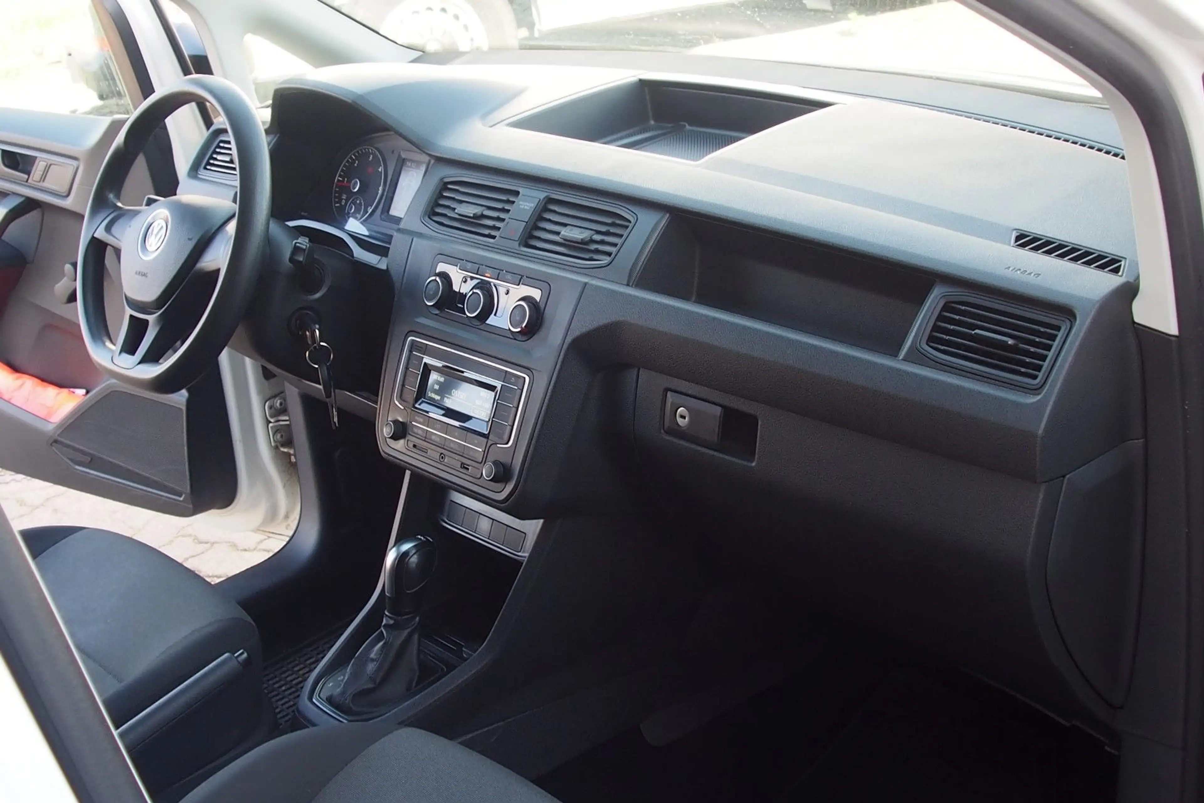 Volkswagen Caddy Nfz Kasten BMT Klima Sitzheizung DSG — photo 12