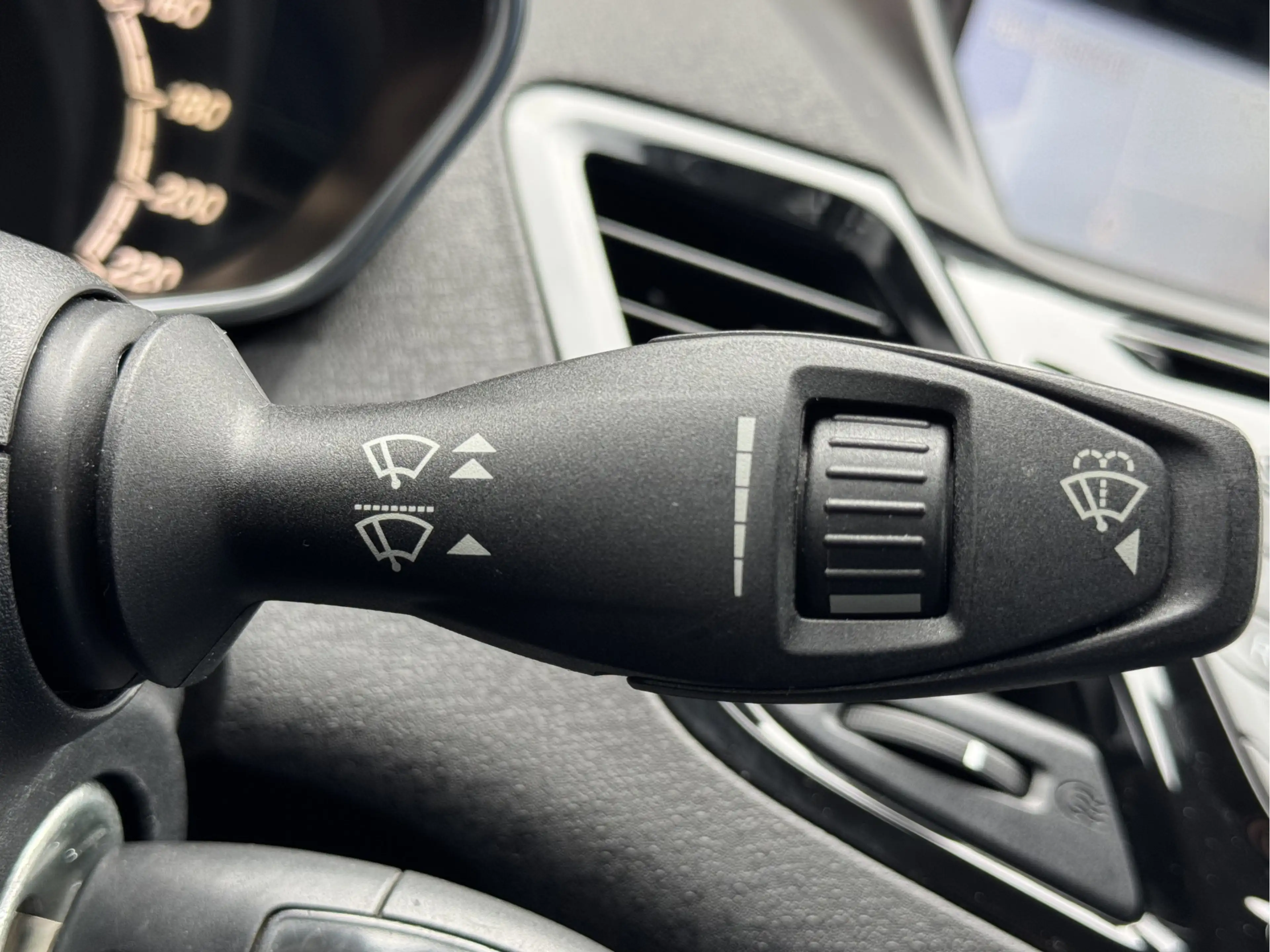 Ford Fiesta 1.0EB TITANIUM | NL-AUTO! | NIEUWE DB. RIEM! — photo 22