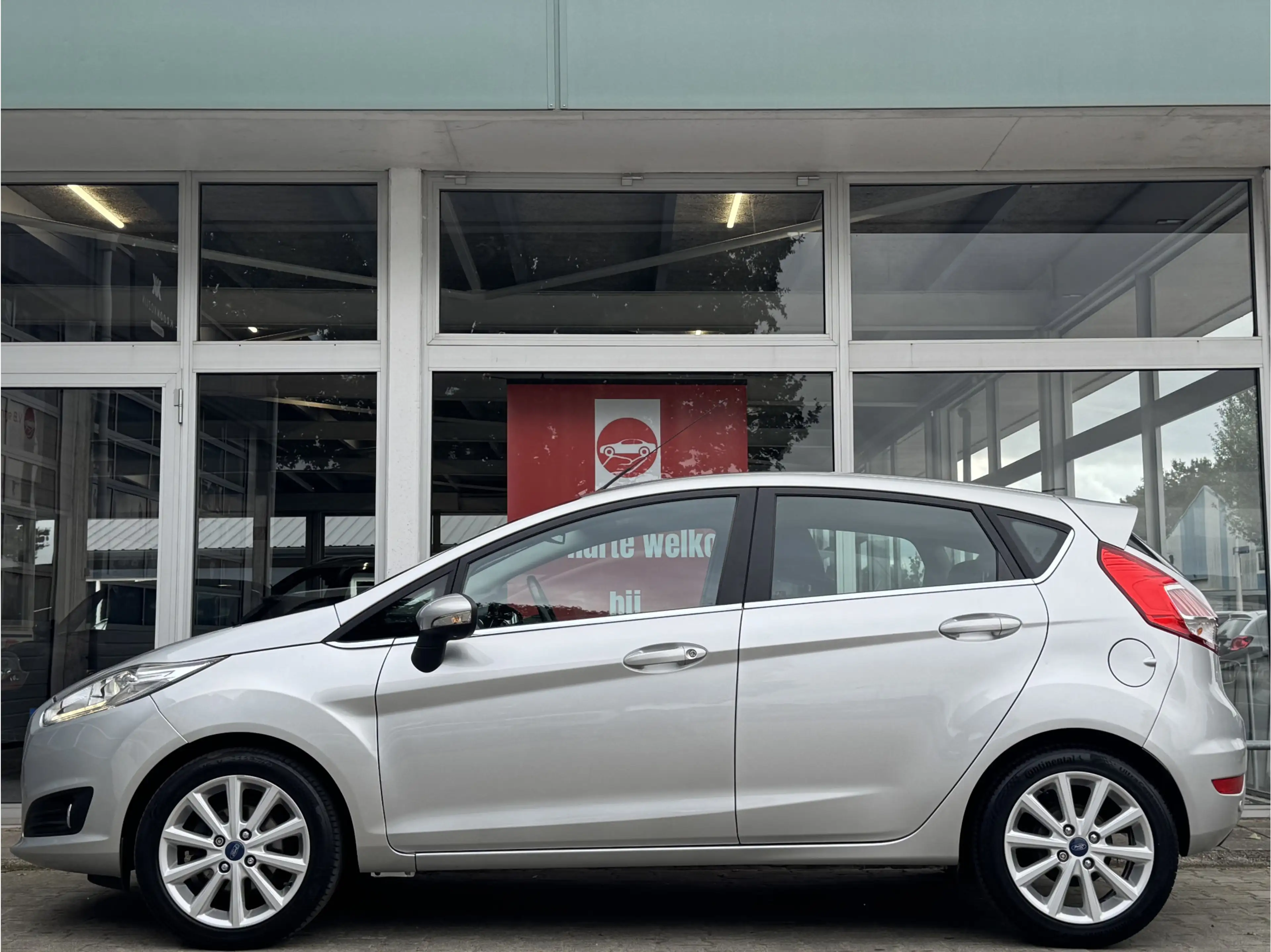 Ford Fiesta 1.0EB TITANIUM | NL-AUTO! | NIEUWE DB. RIEM! — photo 3